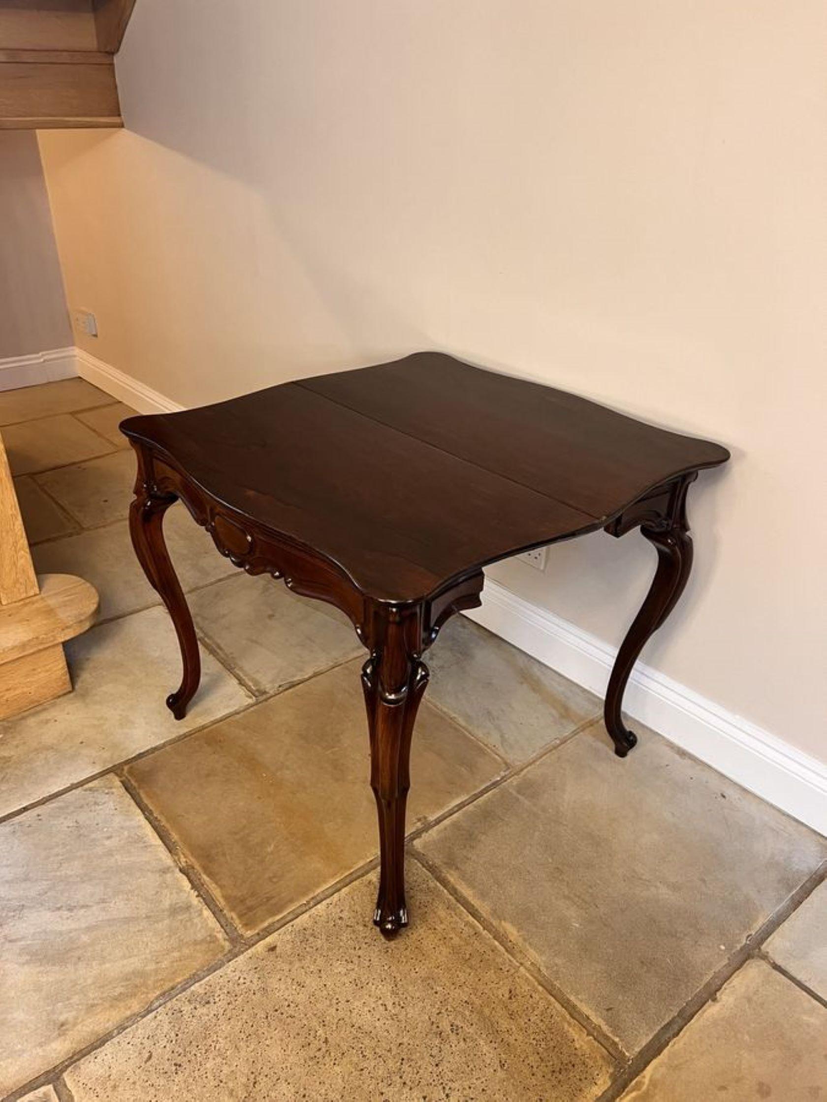 19th Century Wonderful antique Victorian quality rosewood tea table  For Sale