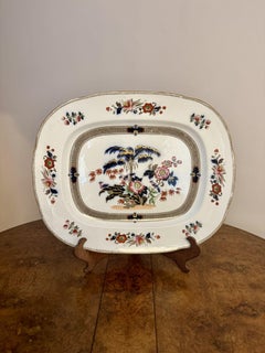 Magnifique service de table partiel antique de style victorien, de la marque Wedgwood