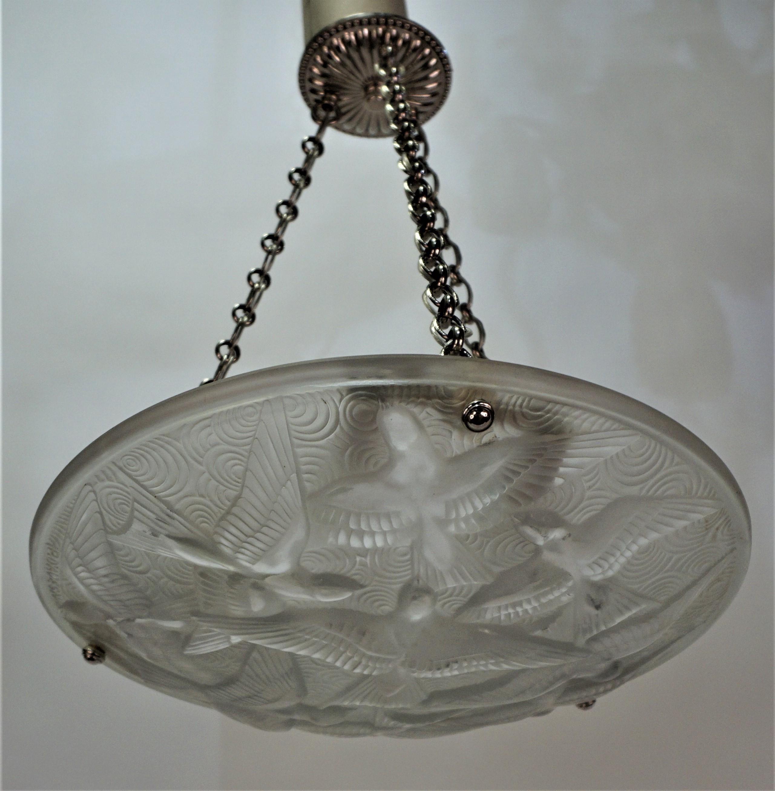 Wonderful Art Deco Chandelier by Pierre D'Avesn 3