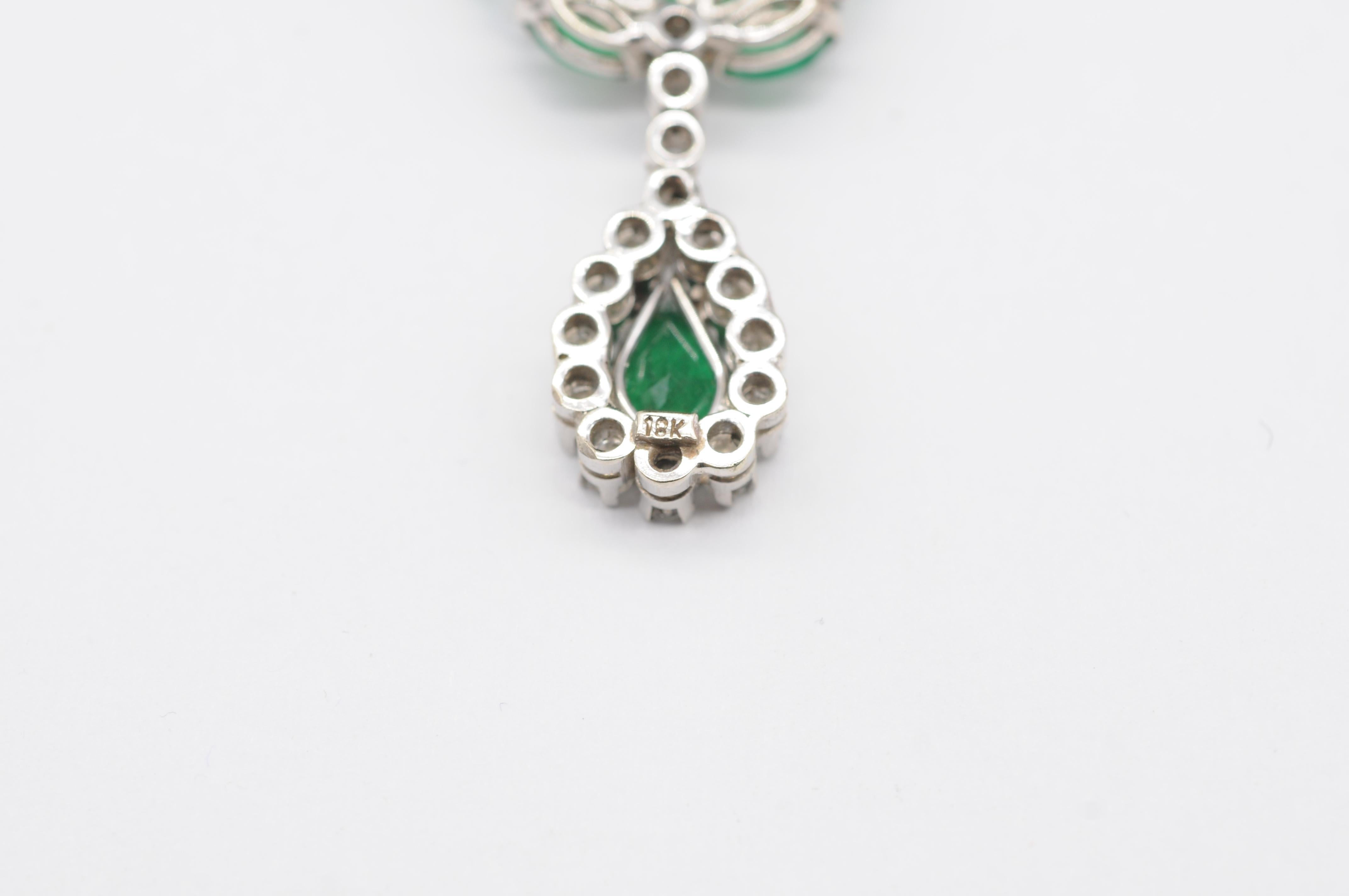 Wonderful Art deco style dreamfull necklace with emeralds and diamonds For Sale 14
