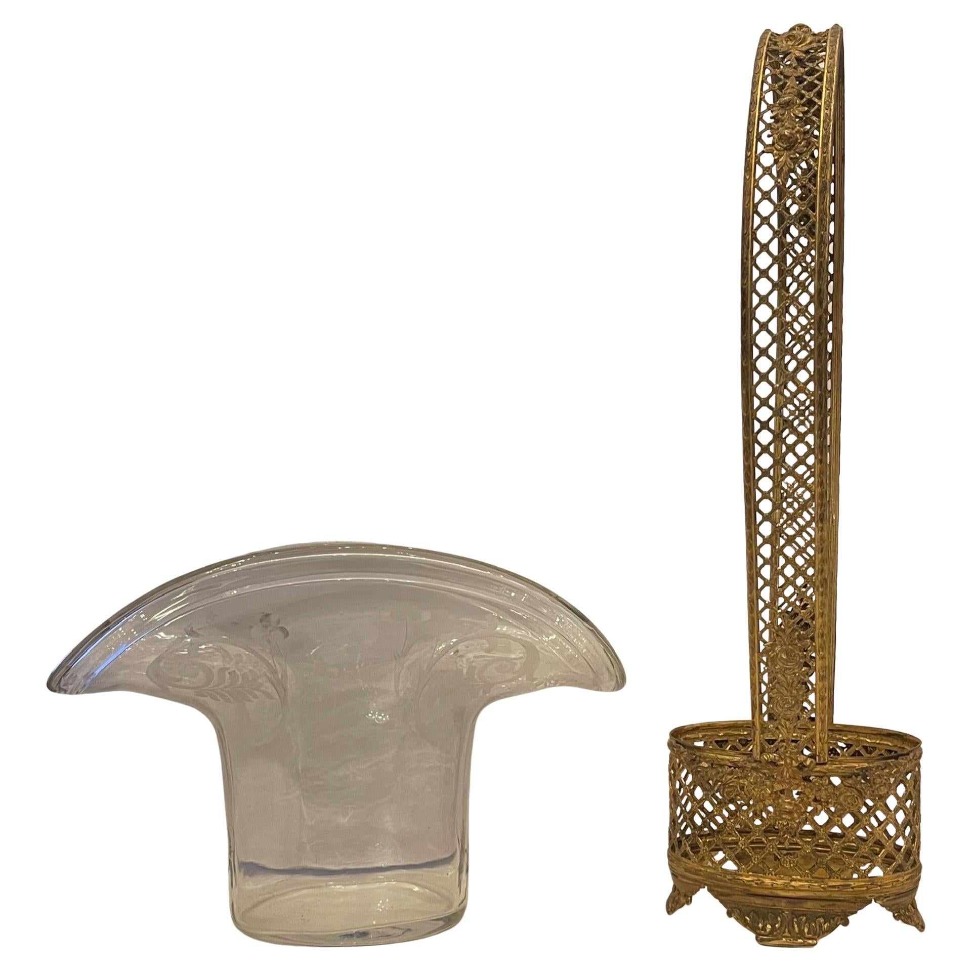 Belle Époque Meraviglioso centrotavola ovale in cristallo Baccarat francese Dore Bronze Ormolu in vendita