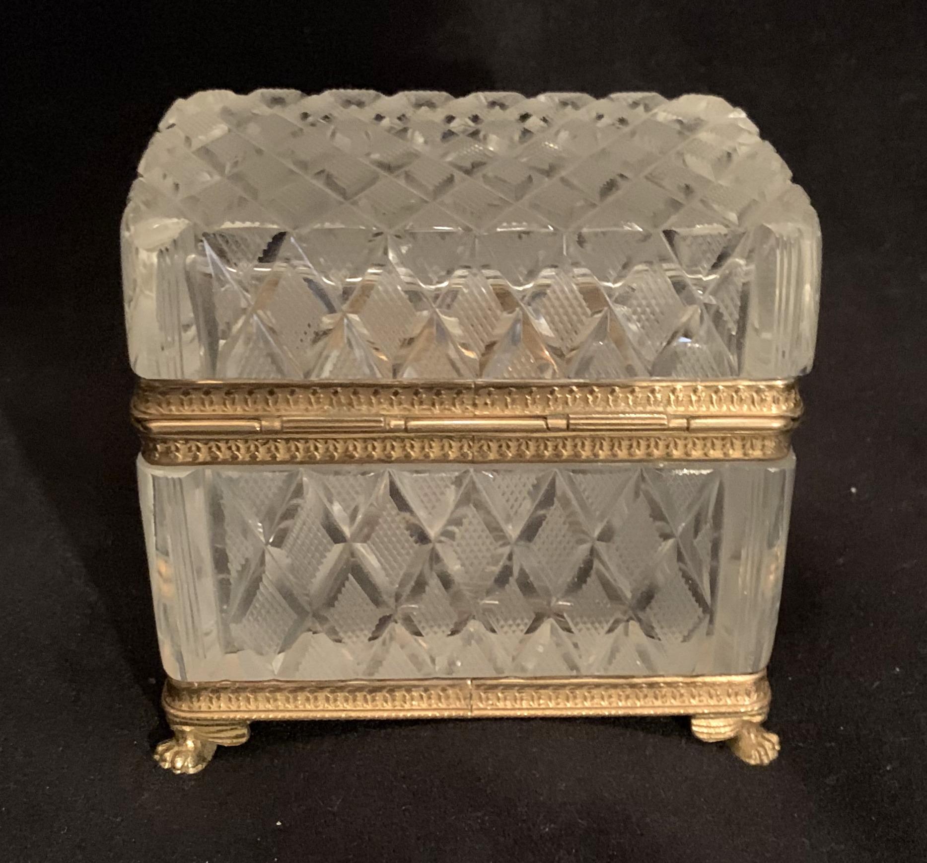 Wonderful Baccarat French Ormolu Faceted Cut Crystal Box Casket Jewelry Case In Good Condition In Roslyn, NY