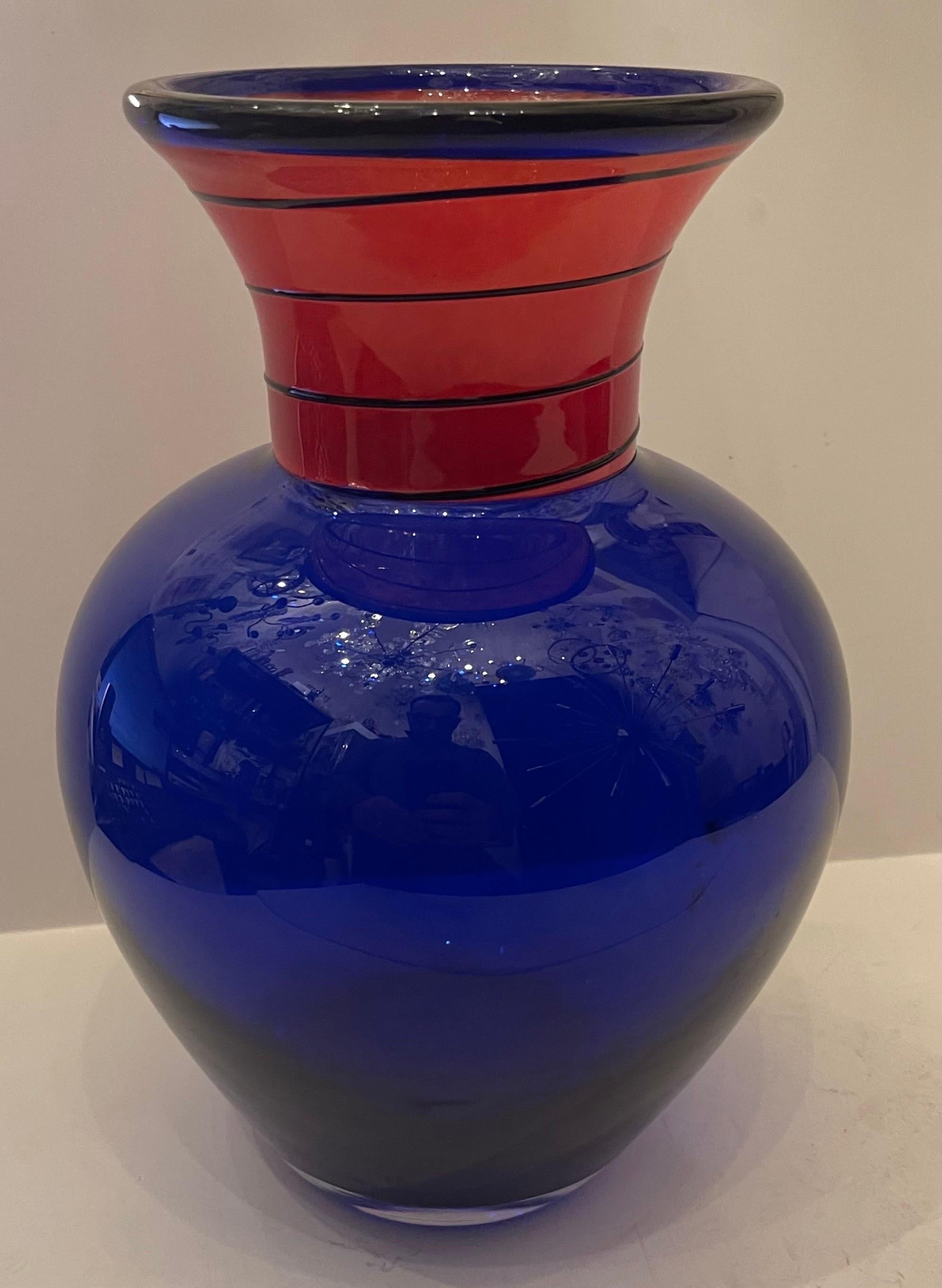 Tchèque Merveilleux vase en verre d'art signé B.A.G Barovier & Toso, République tchèque en vente
