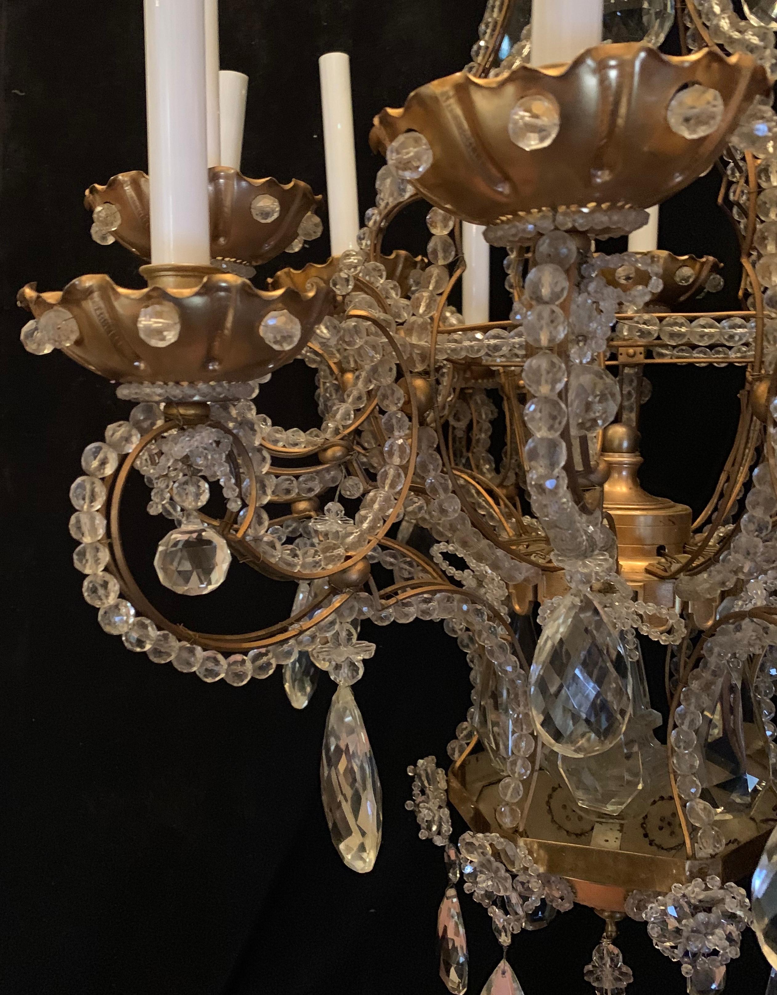 Wonderful Baguès Beaded Italian Bronze Crystal Beaded 12-Light Basket Chandelier For Sale 2