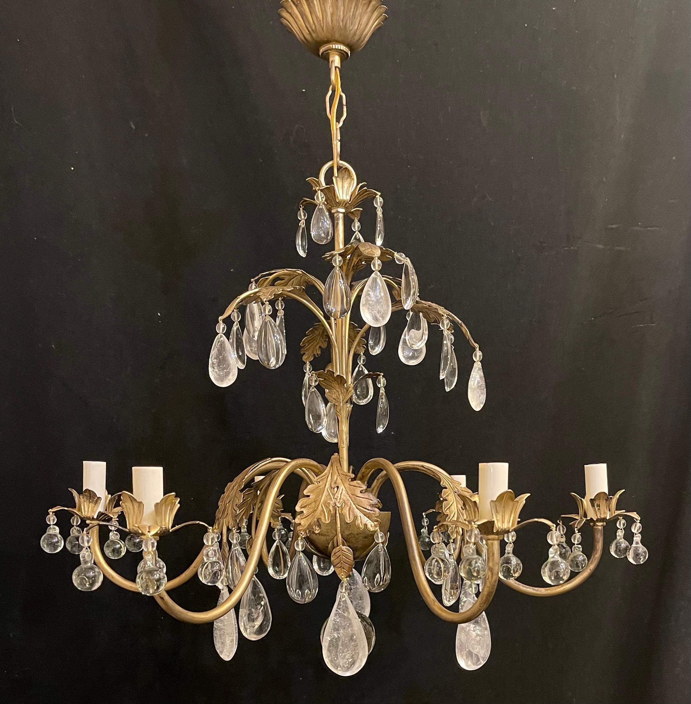 Cineserie Wonderful Baguès Rock Crystal Chinoiserie Gold Gilt Foliage Chandelier Fixture in vendita