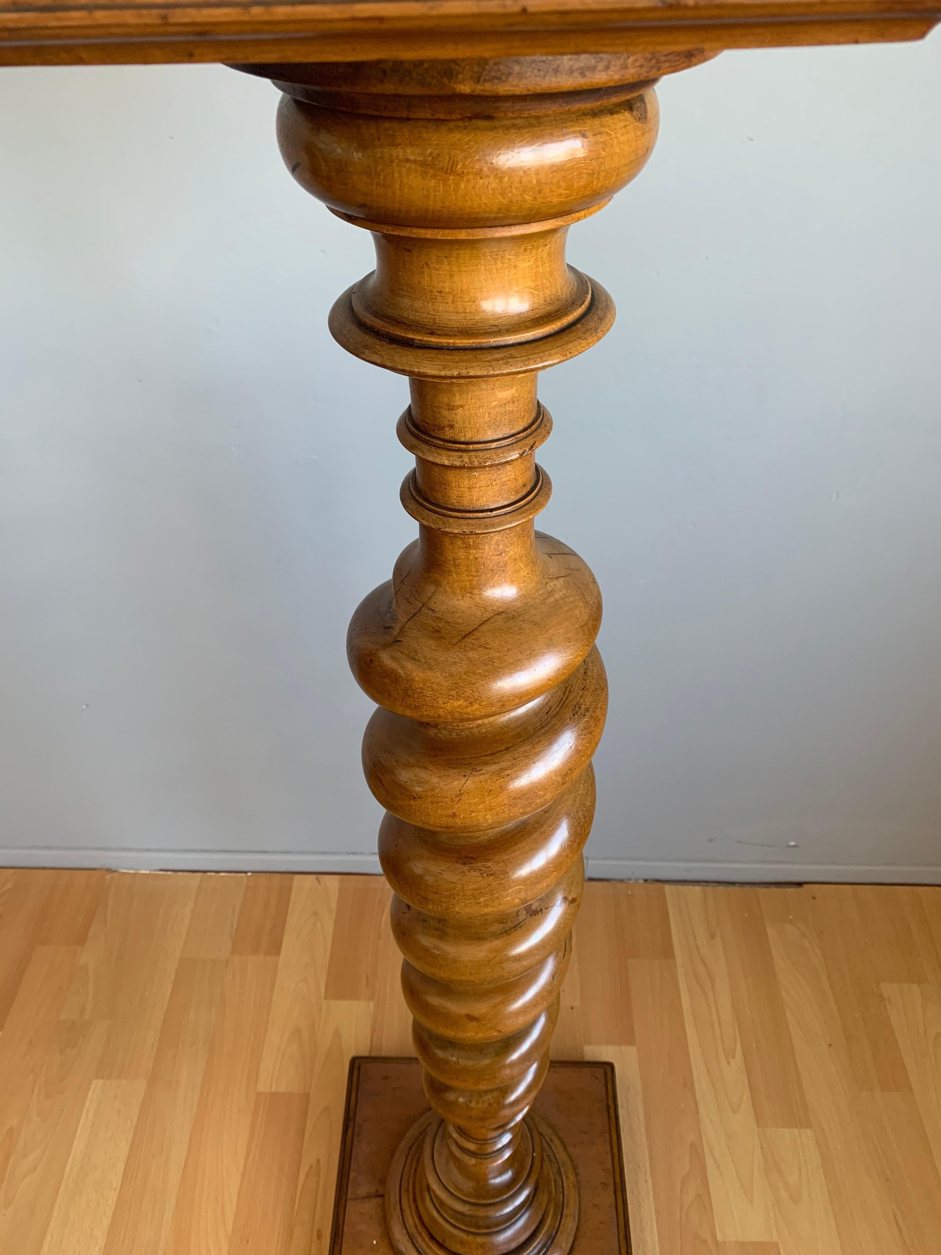 Hand-Crafted Wonderful Barley Twist Walnut and Beechwood Sculpture Stand Pedestal, circa 1900