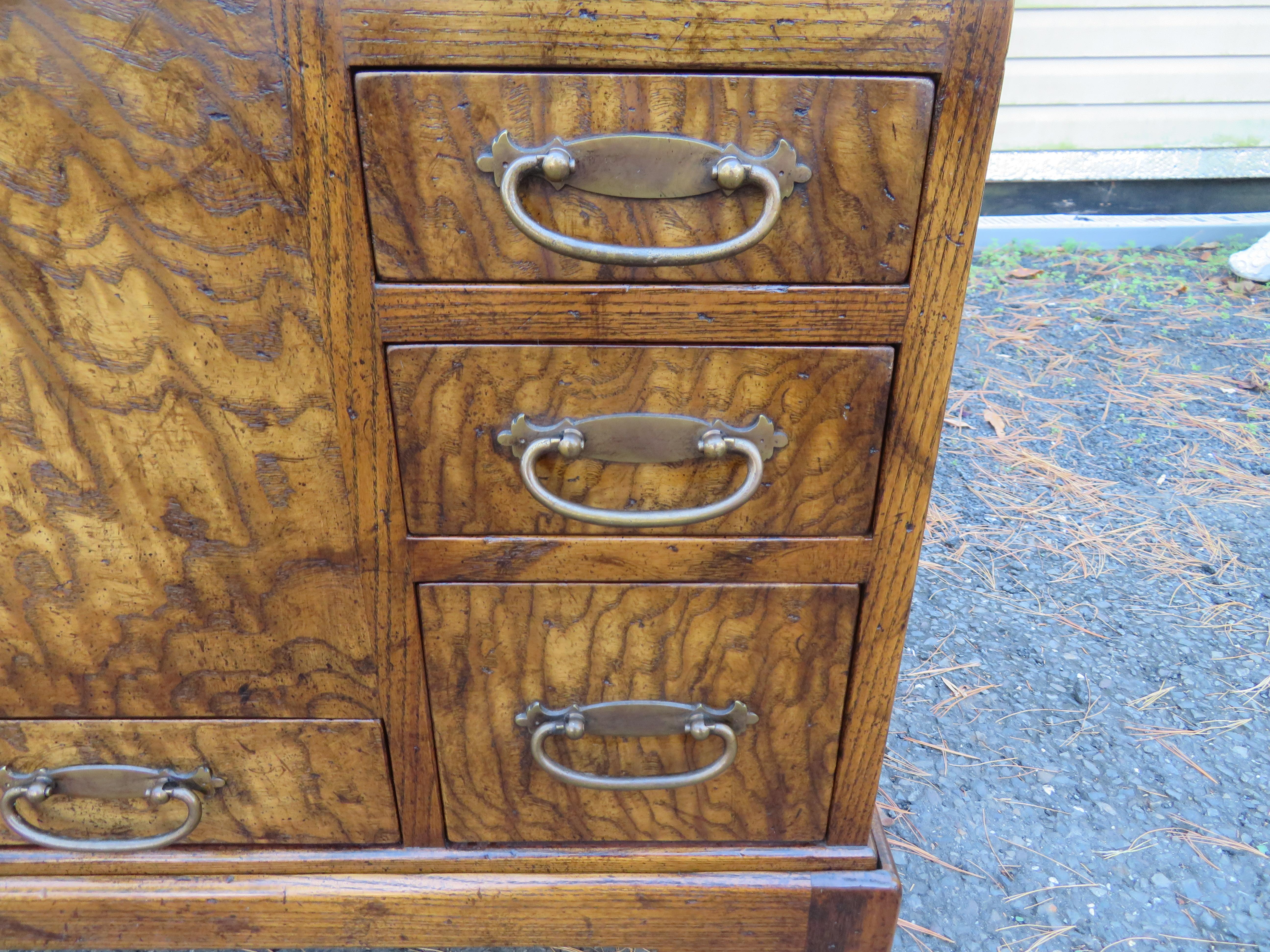 Wonderful Beacon Hill Burl Wood Planter Table Mid-Century Modern For Sale 6