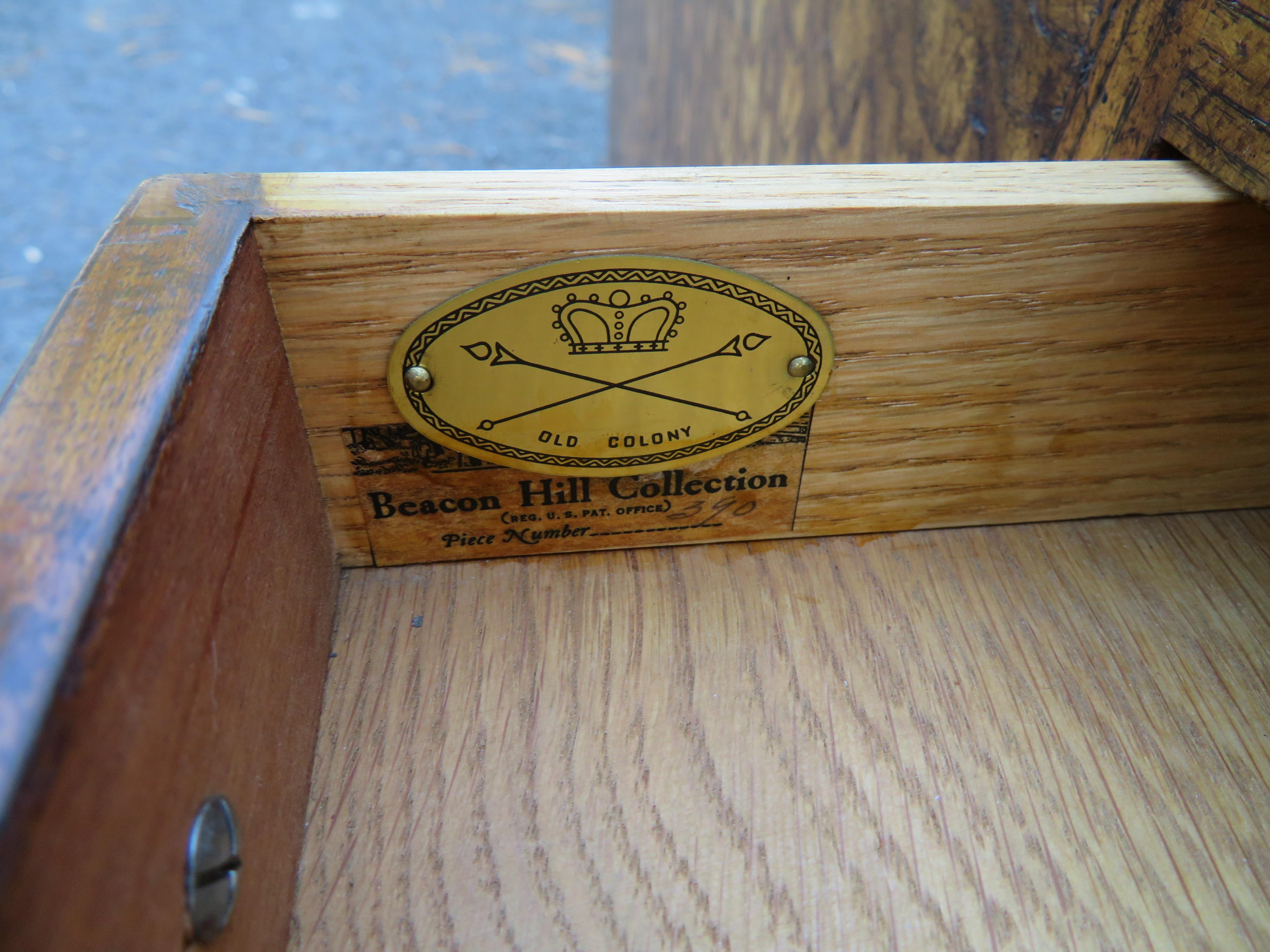 Wonderful Beacon Hill Burl Wood Planter Table Mid-Century Modern For Sale 9