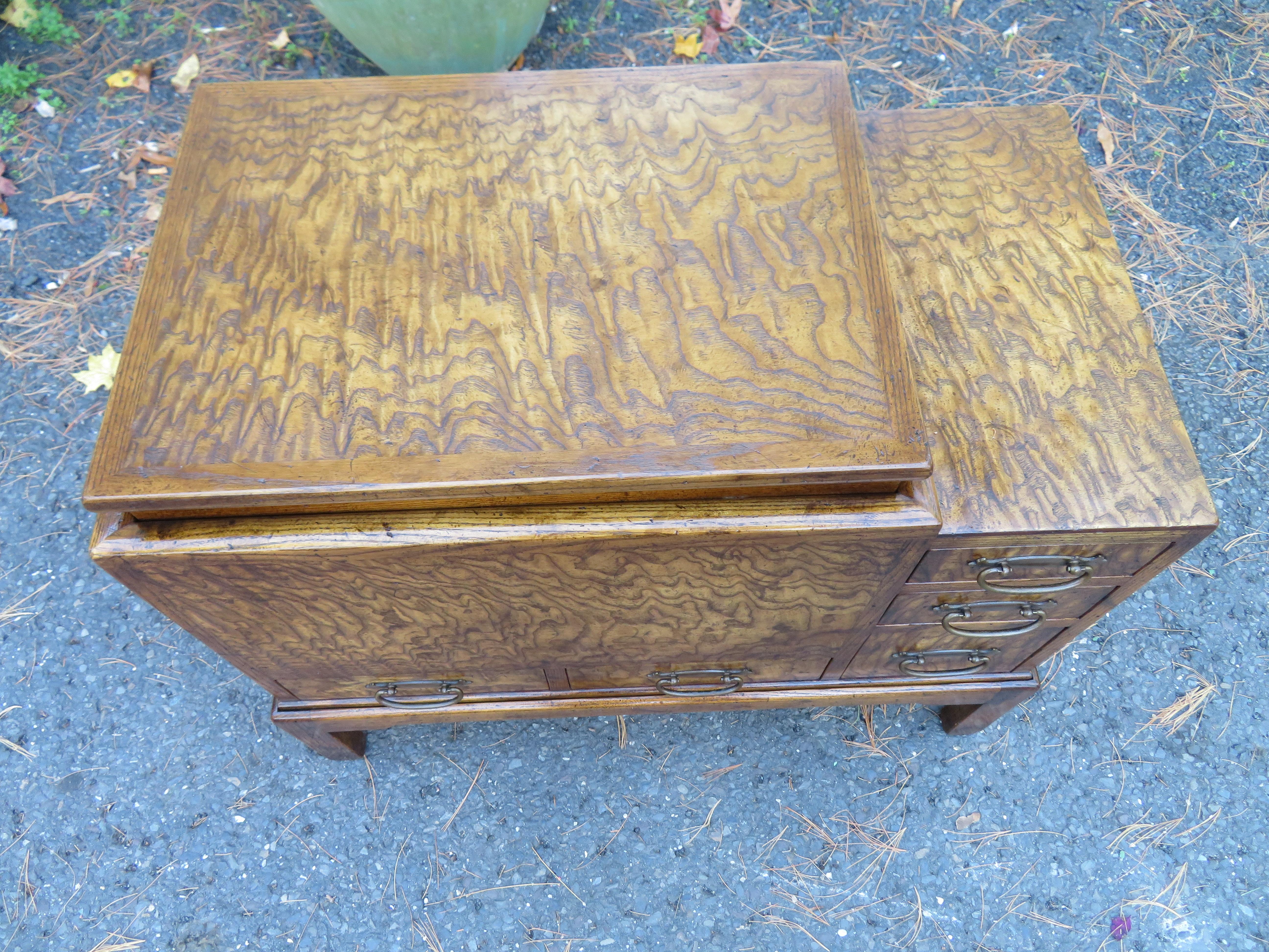 American Wonderful Beacon Hill Burl Wood Planter Table Mid-Century Modern For Sale