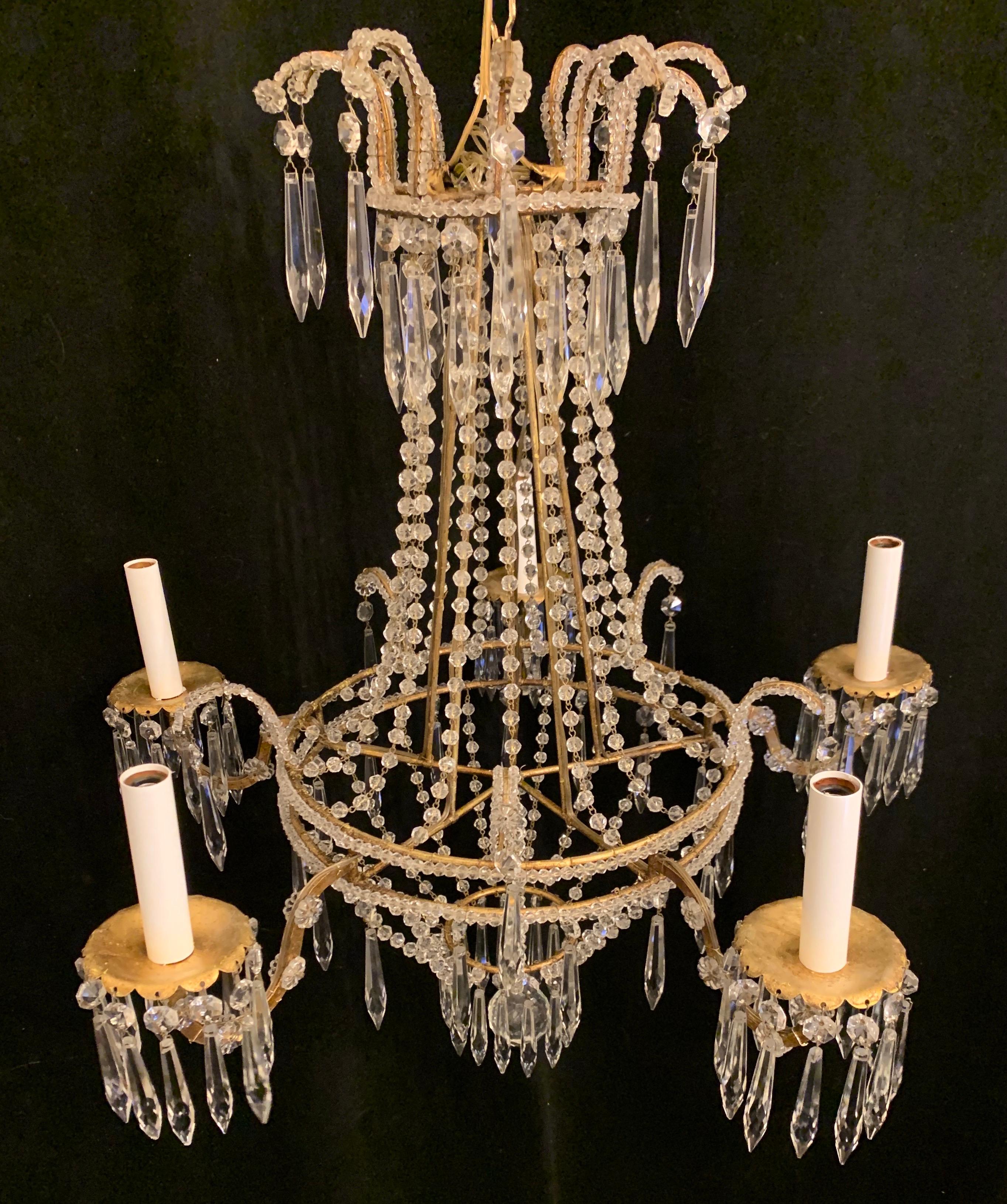 Wonderful Beaded Crystal Basket Swag Gold Gilt Italian 5 Light Chandelier In Good Condition For Sale In Roslyn, NY