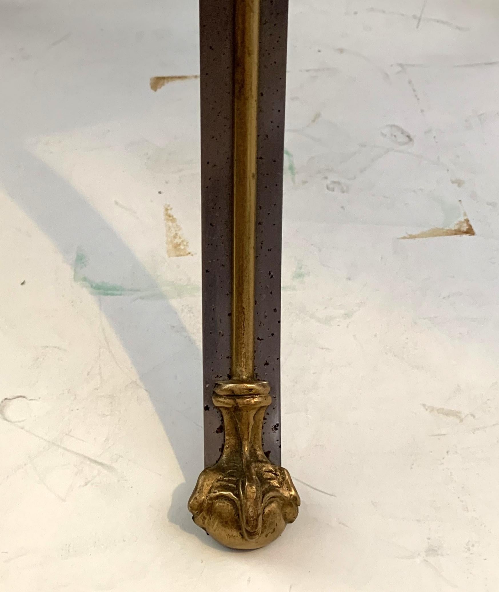 Maravillosa Mesa auxiliar de cóctel de granito negro Doré Bronce cepillado Plata Gueridón en venta 2