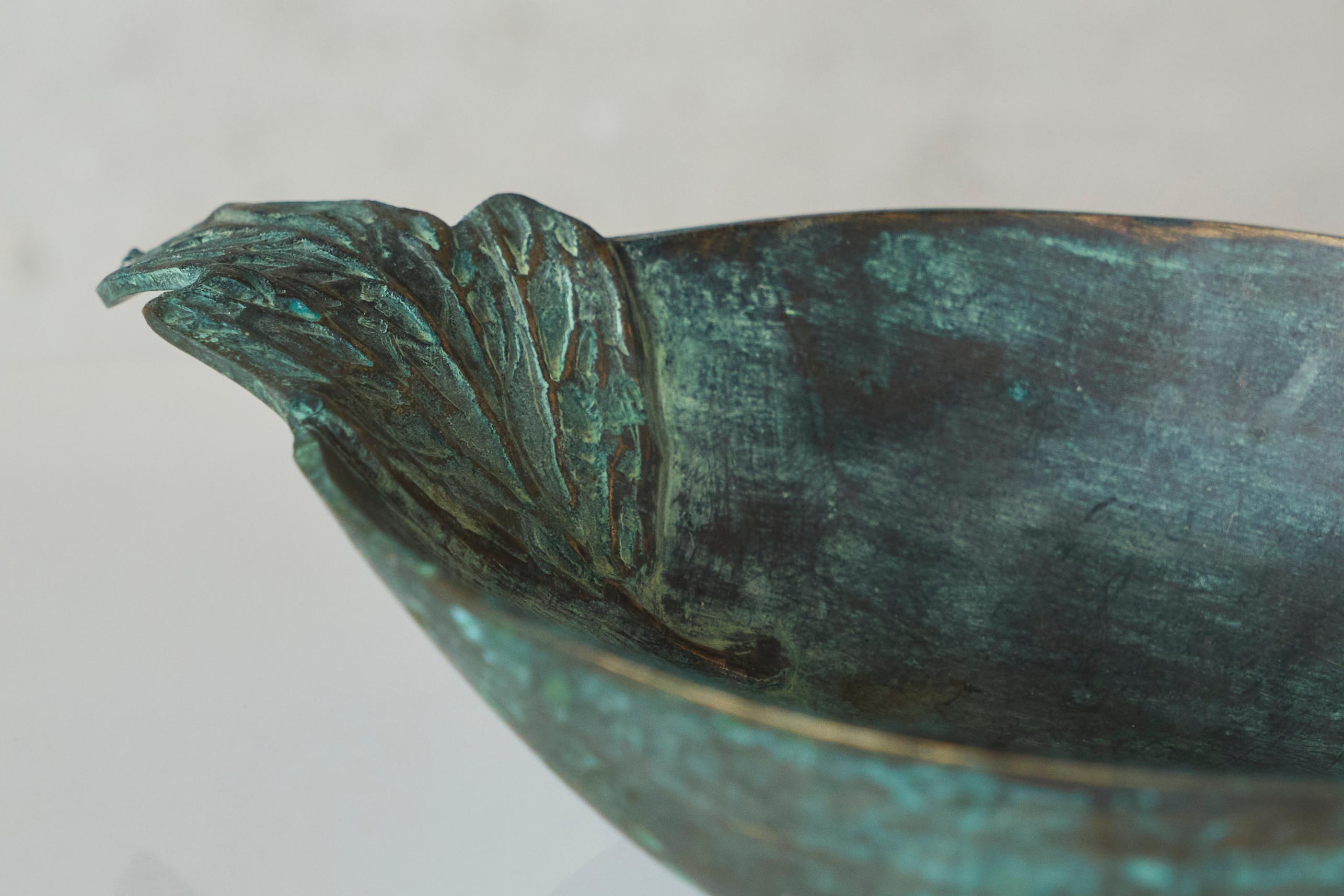Art Deco Wonderful Bowl in Verdigris Patinated Bronze Early 20th Century For Sale