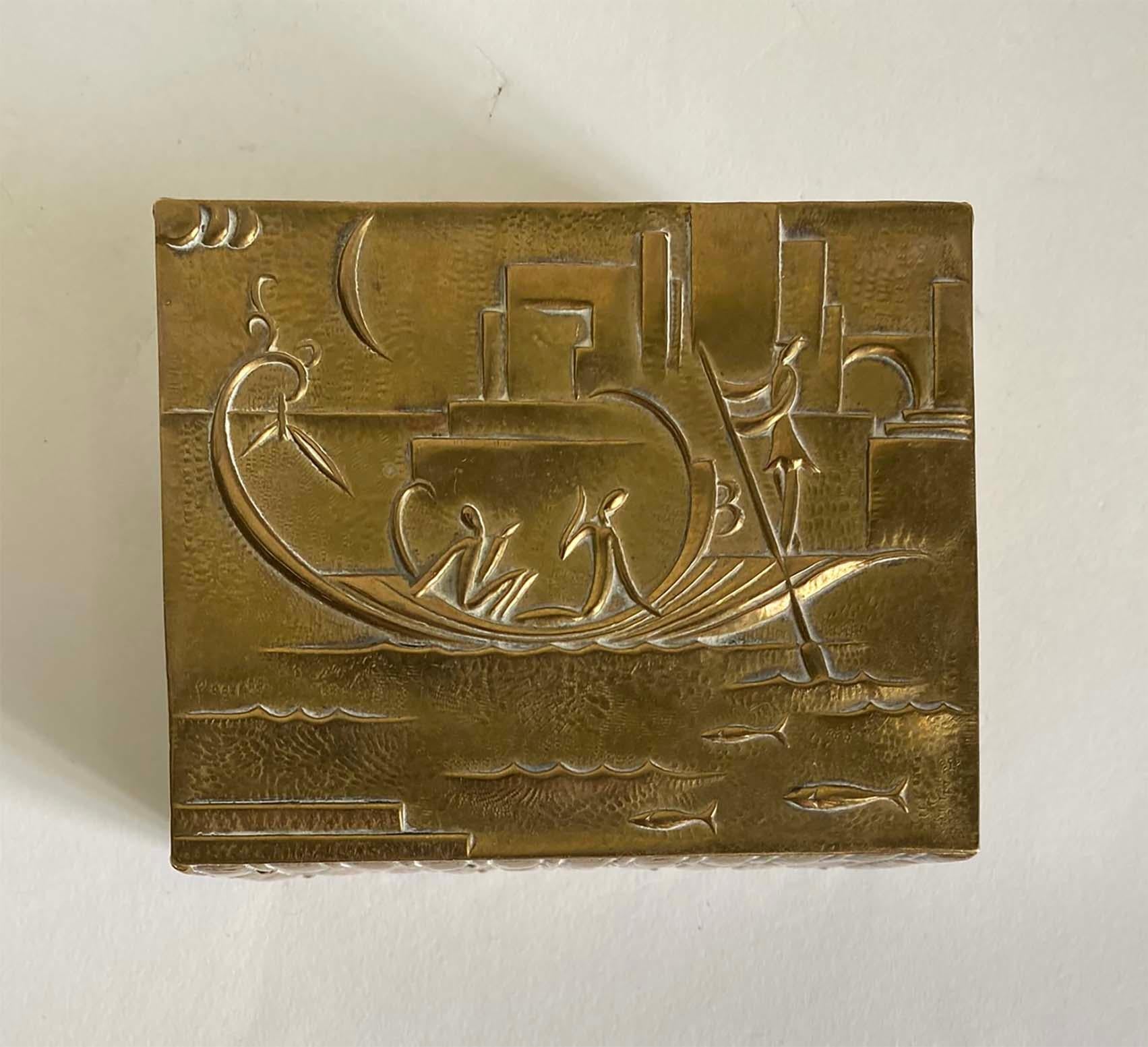 Maravillosa caja de latón sobre madera del diseñador austriaco Karl Hagenauer Austríaco en venta