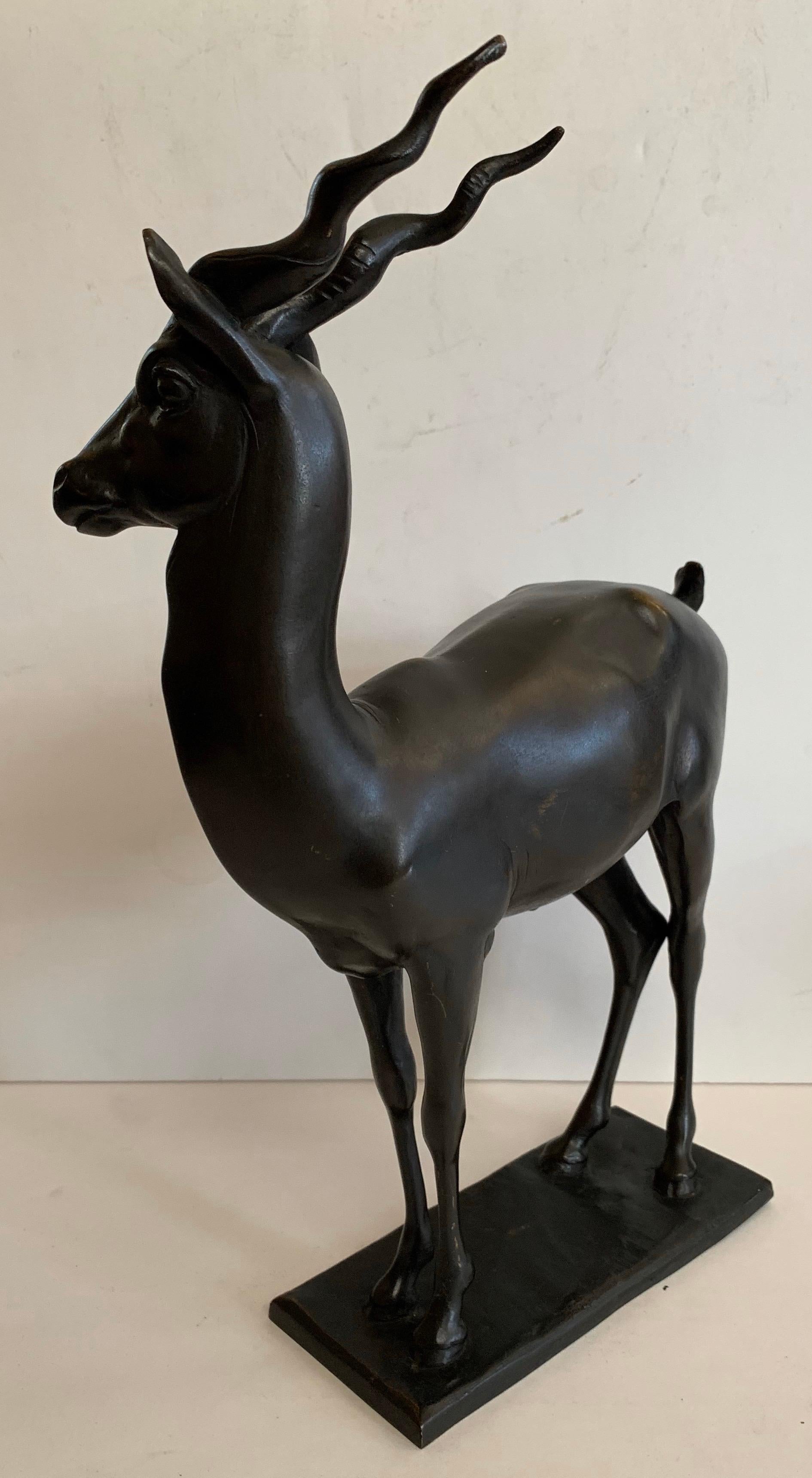 Américain Magnifique sculpture d'antilope en bronze signée Gorham Founders OGLM sur socle en vente