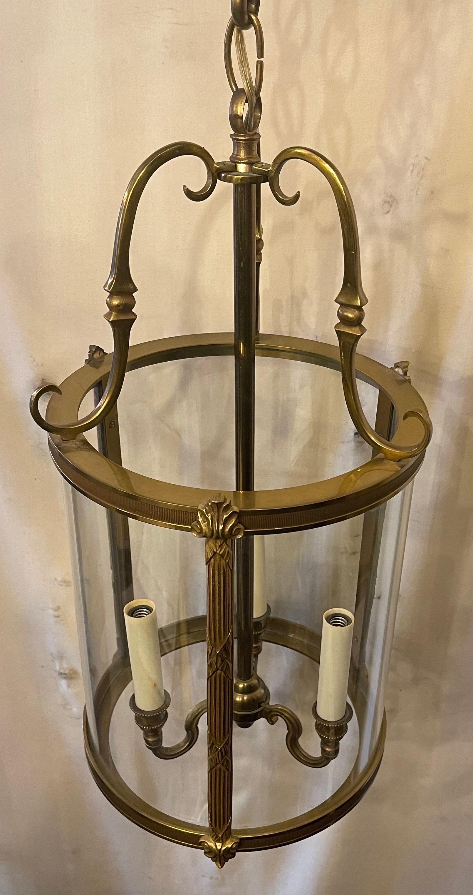 Gilt Wonderful Bronze Readed X-Pattern Curved Glass Lantern Neoclassical Bow Fixture For Sale