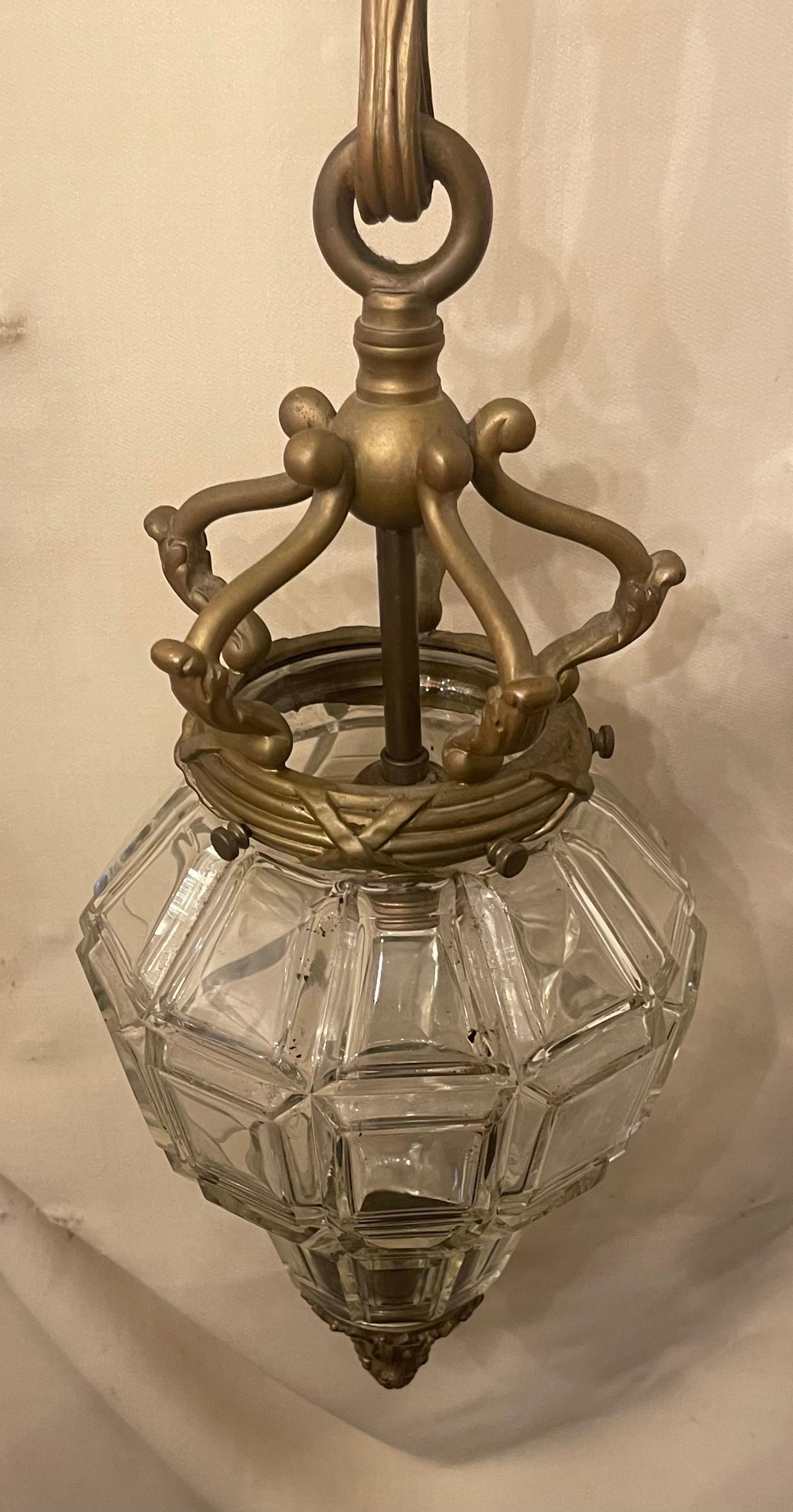 Regency Wonderful Caldwell Bronze Tassel Beveled Panel Glass Lantern Fixture Pendent For Sale