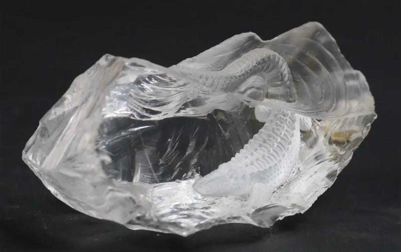 A Wonderful Carved Rock crystal sculpture Of An Alligator Paperweight Desk Accessory.
