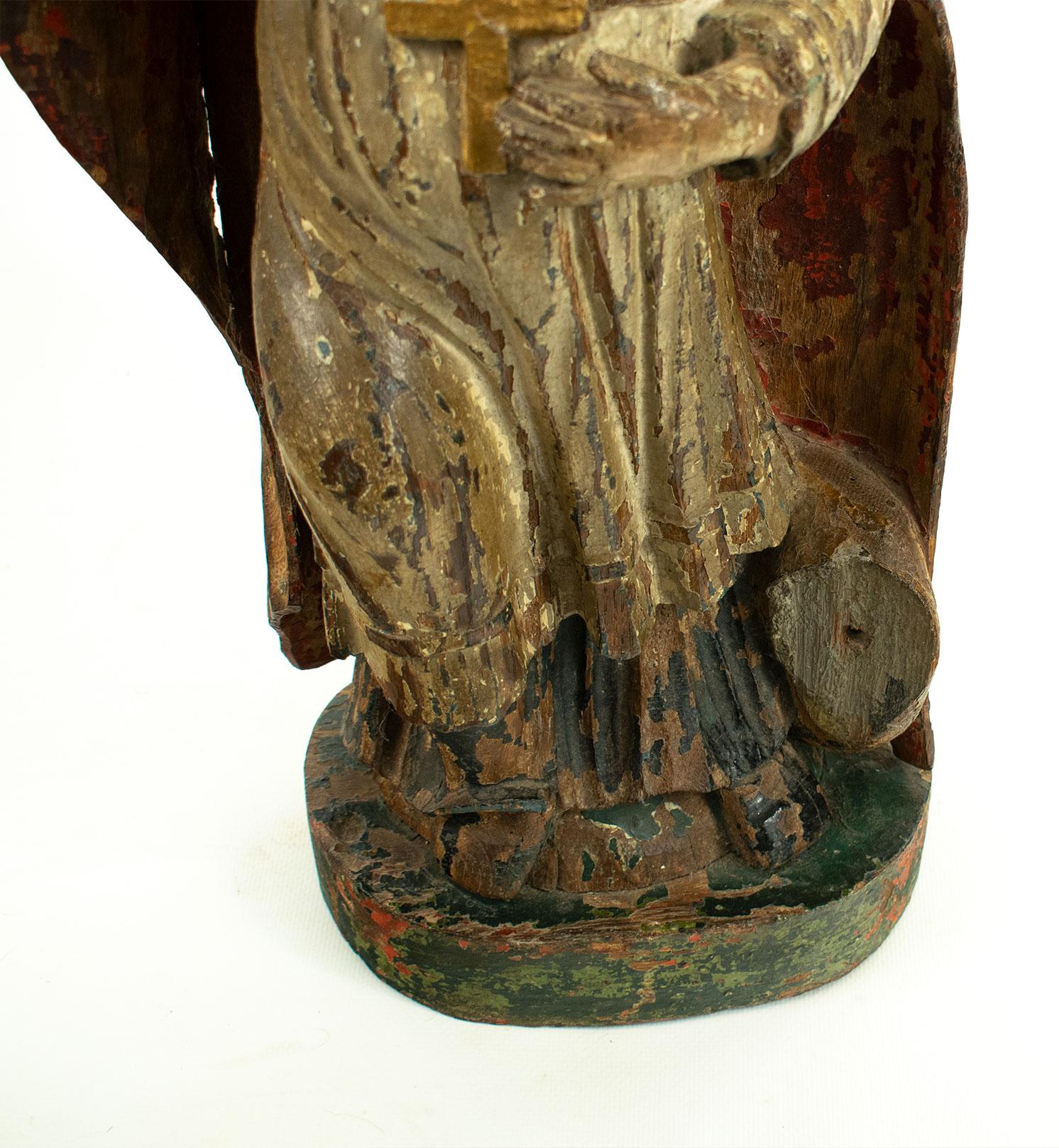 16th century Italian carved wooden polychromed statue of Saint Francis For Sale 4