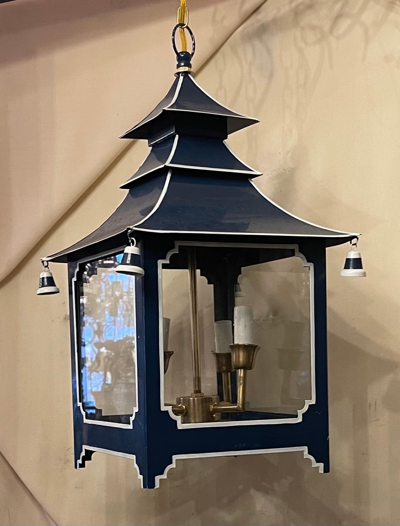 Wonderful Chinoiserie Pagoda Cobalt Blue White Enameled Glass Lantern Fixture In Good Condition For Sale In Roslyn, NY