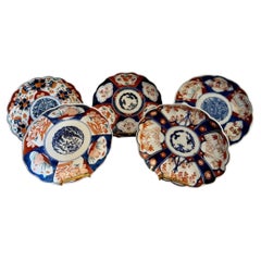 Maravillosa colección de cinco platos imari japoneses antiguos
