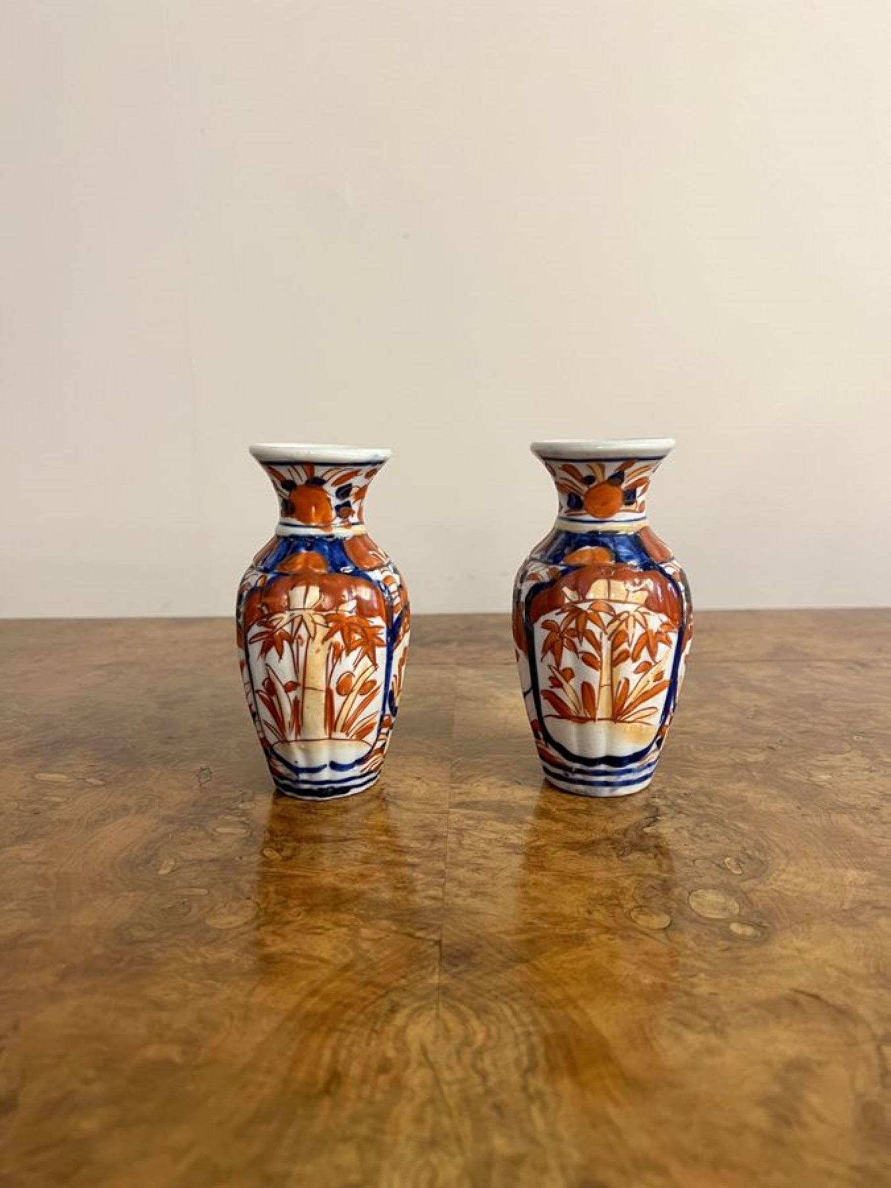 Wonderful collection of six small antique Japanese imari vases In Good Condition For Sale In Ipswich, GB