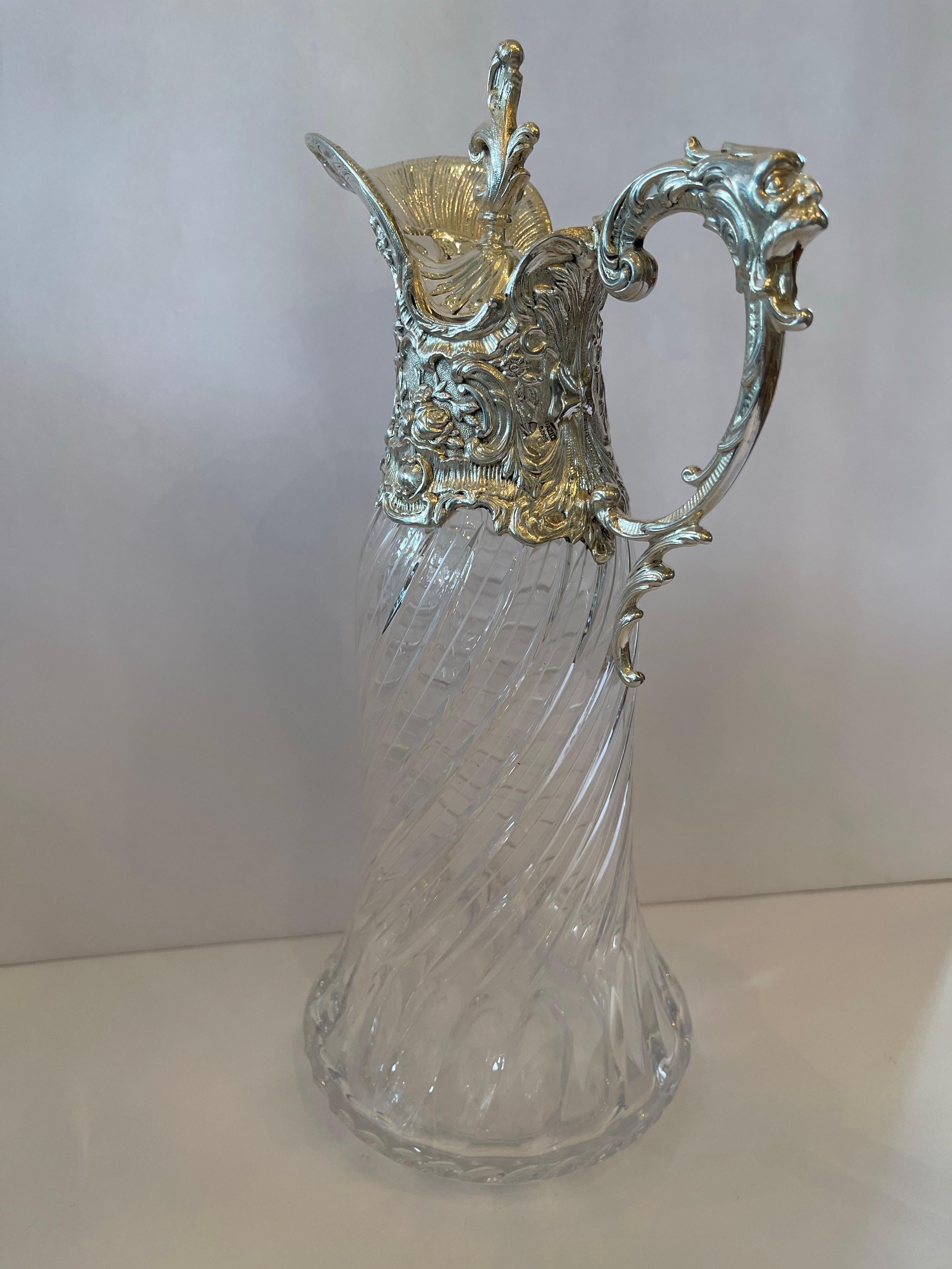 Großer Cherub-Dekanter aus Wunderschön geschliffenem Glas, versilbert, Karaffe, Wasserkrug (20. Jahrhundert) im Angebot