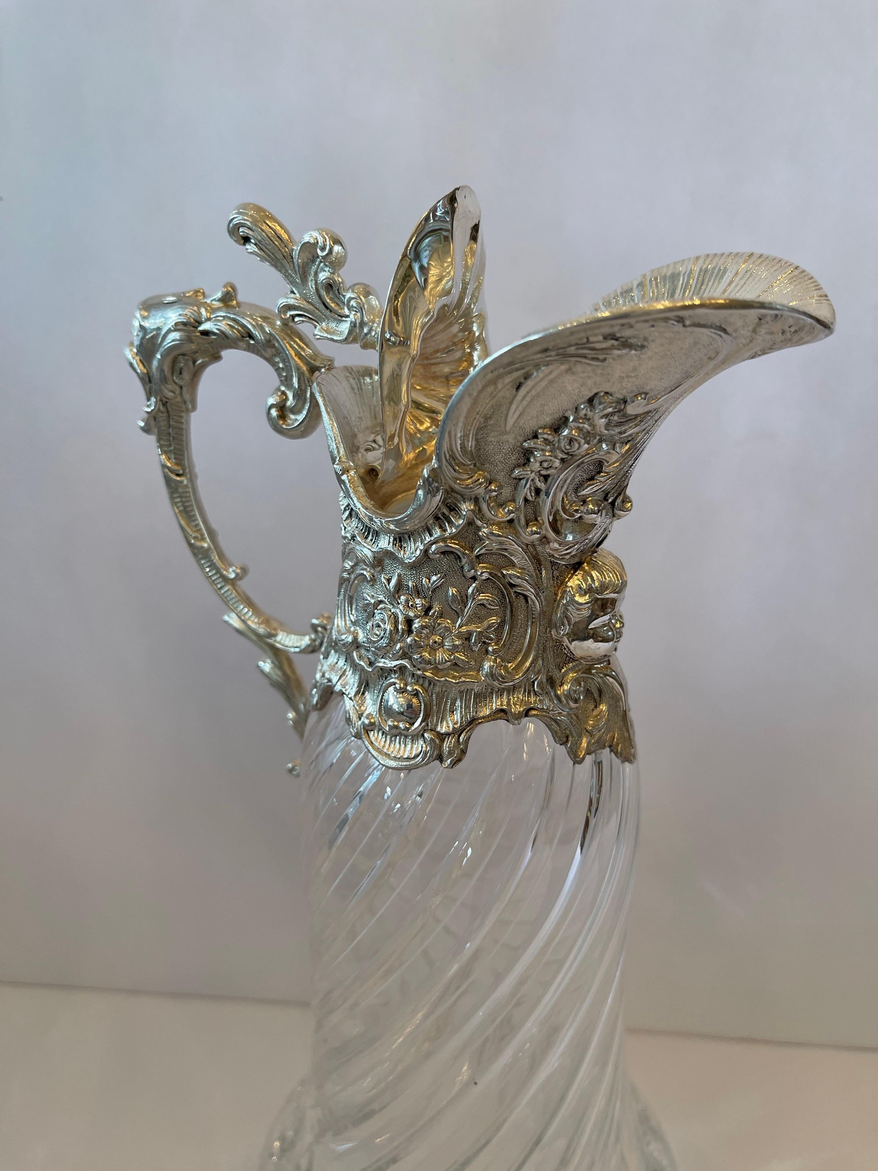 Großer Cherub-Dekanter aus Wunderschön geschliffenem Glas, versilbert, Karaffe, Wasserkrug im Angebot 3