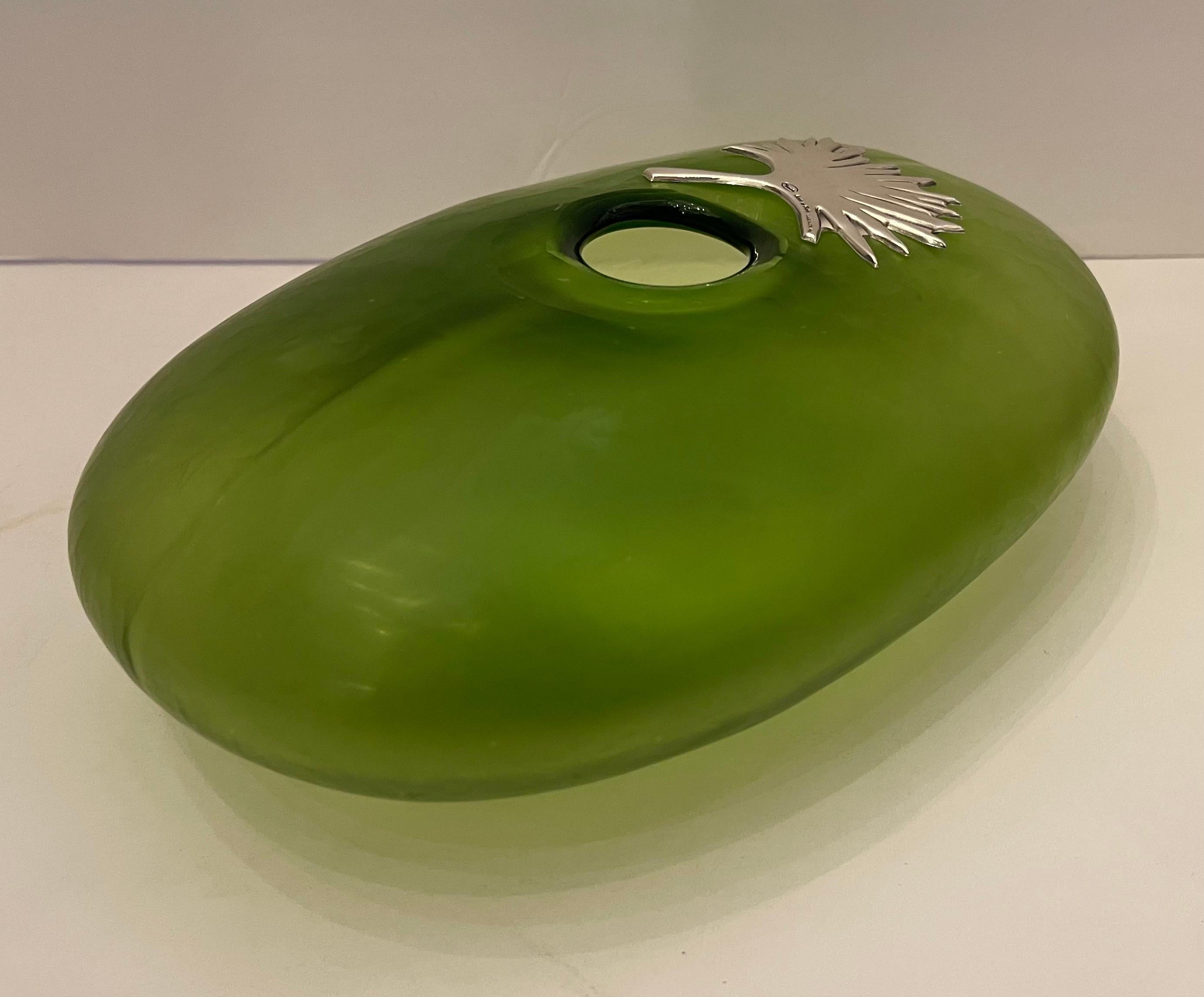 20ième siècle Merveilleux vase en verre d'art italien de Murano, feuille de palmier montée sur métal en vente