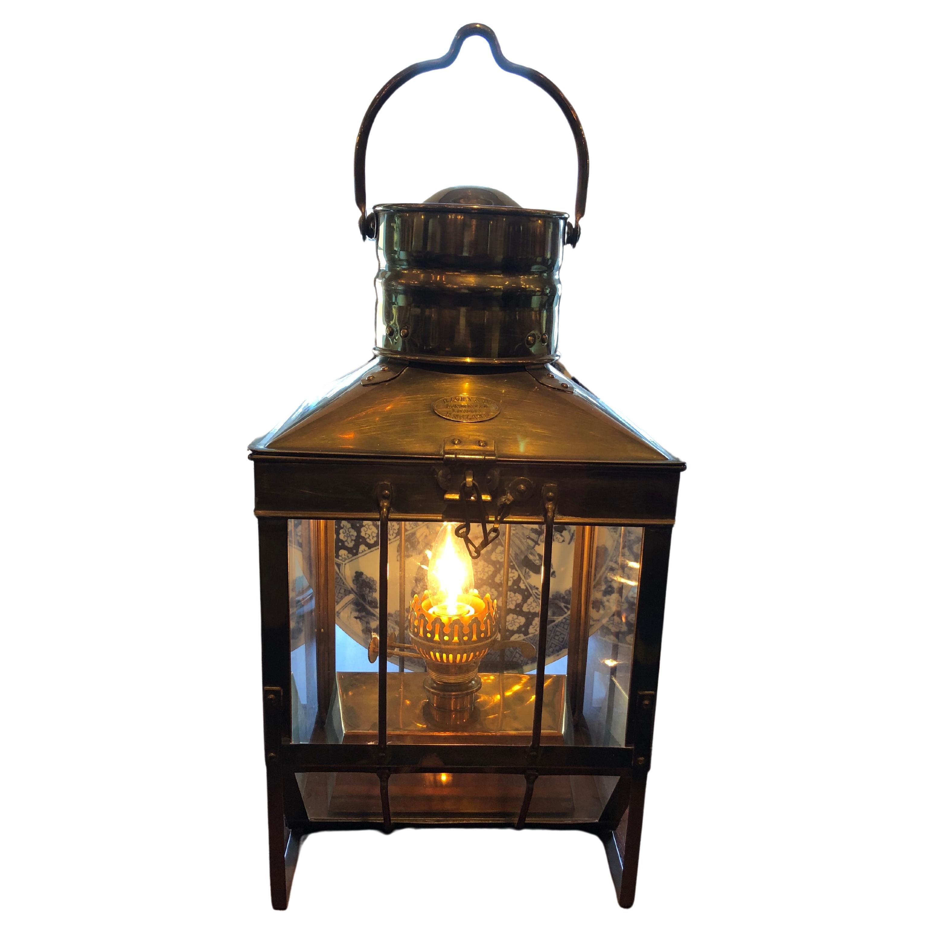 Meravigliosa lampada a lanterna Davey & Company in ottone inglese per navi nautiche in vendita