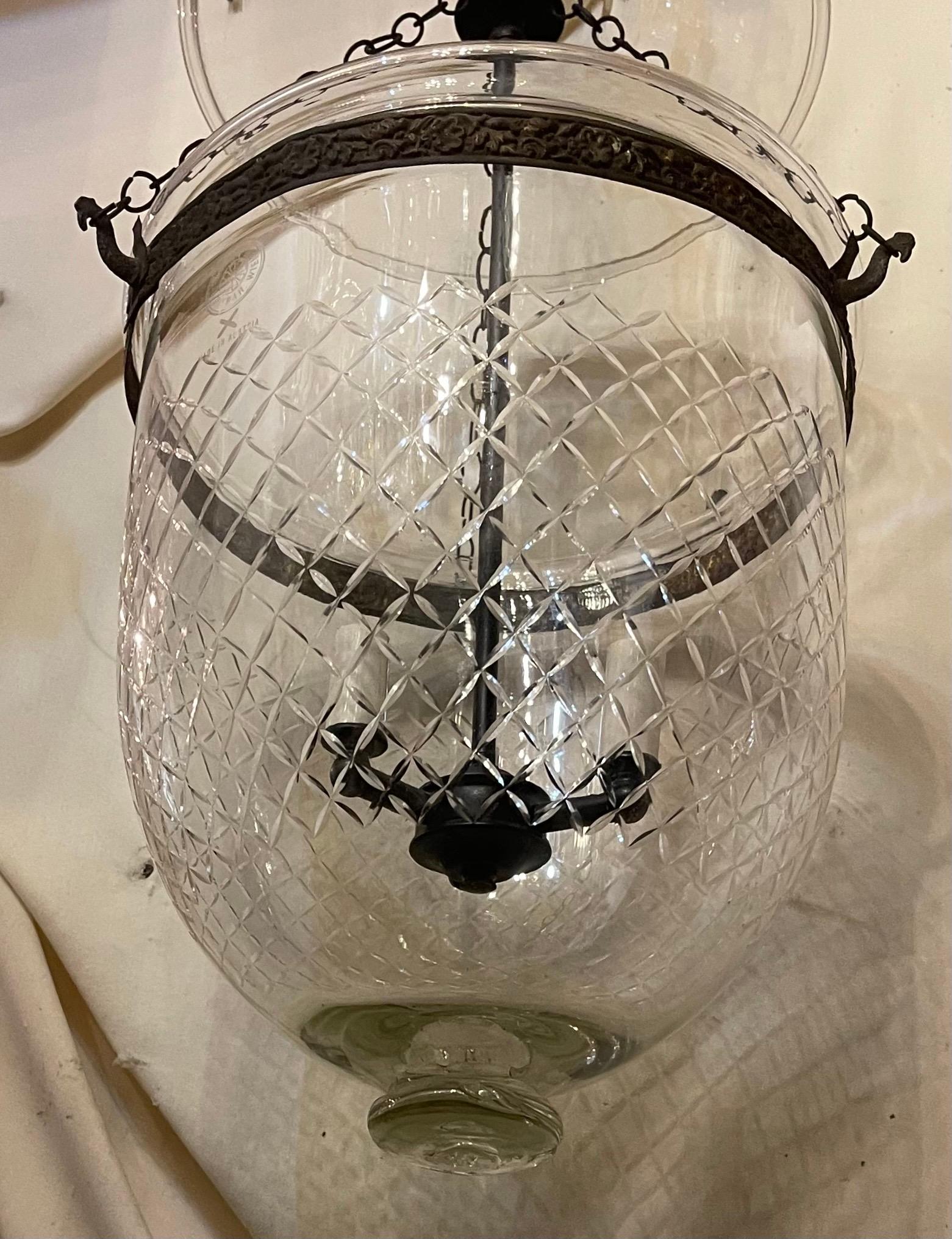 Wunderschöne Diamond-Cut Glas & Messing Bell Jar Laterne von Ditmar Wien Österreich (Regency) im Angebot