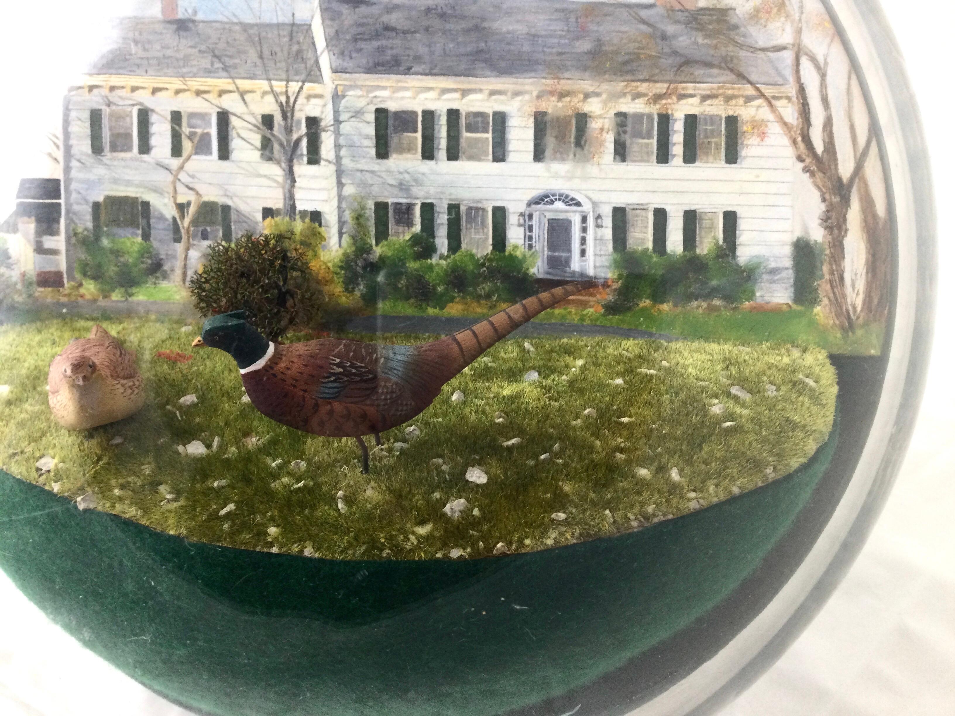 Wunderschönes Diorama des amerikanischen Hauses, handbemalt mit handbemalten geschnitzten Vögeln im Angebot 1