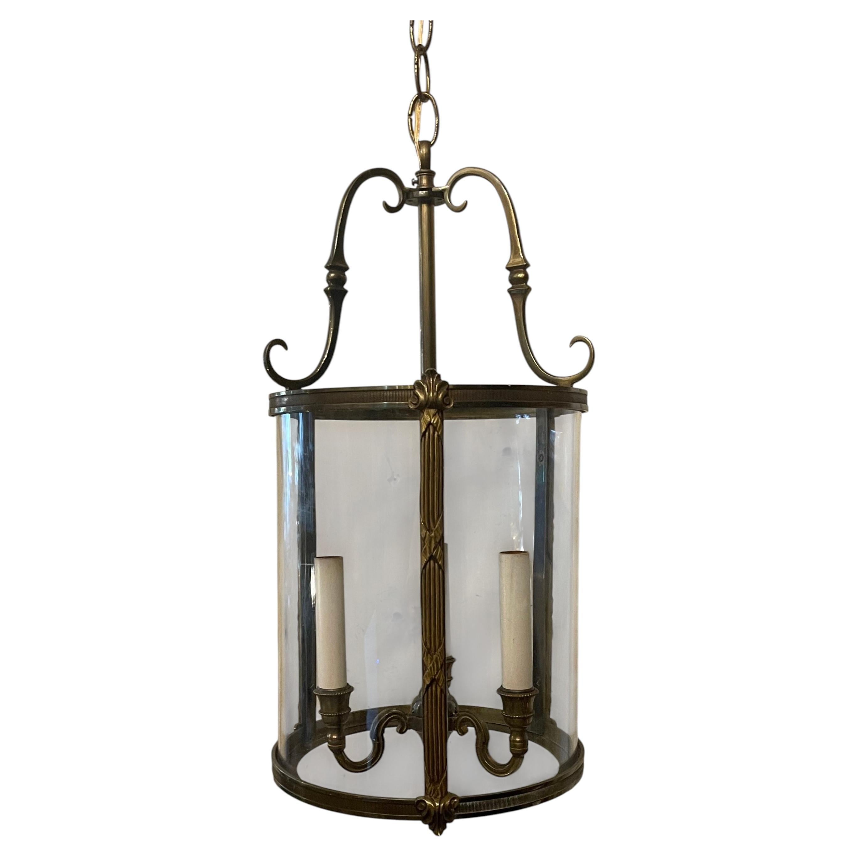 Wonderful Doré Reeded Bronze Louis XVI Lantern Light Fixture Curved Glass Panels