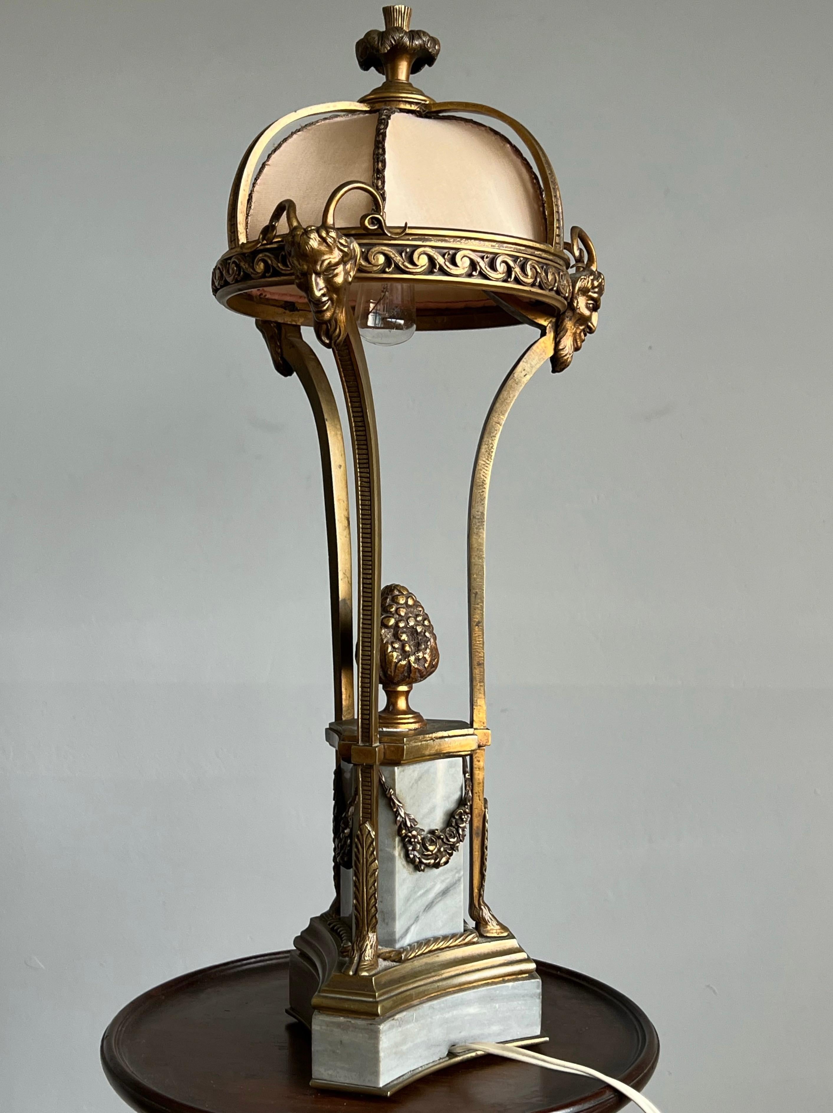 Wunderschöne Tisch-/Schreibtischlampe aus Bronze und Marmor mit Faun-Skulpturen, frühe 1900er Jahre im Angebot 8