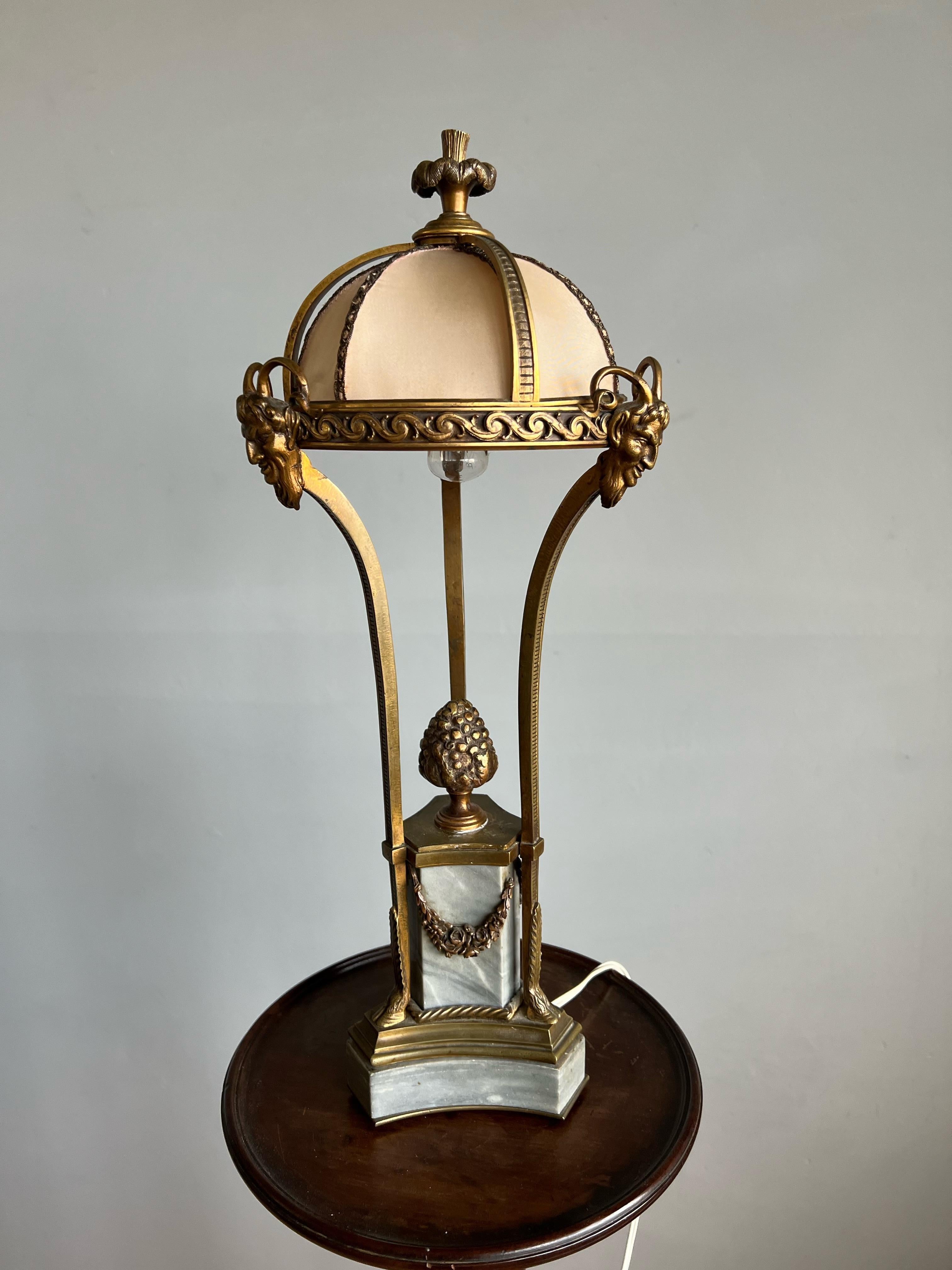 Wunderschöne Tisch-/Schreibtischlampe aus Bronze und Marmor mit Faun-Skulpturen, frühe 1900er Jahre im Angebot 11
