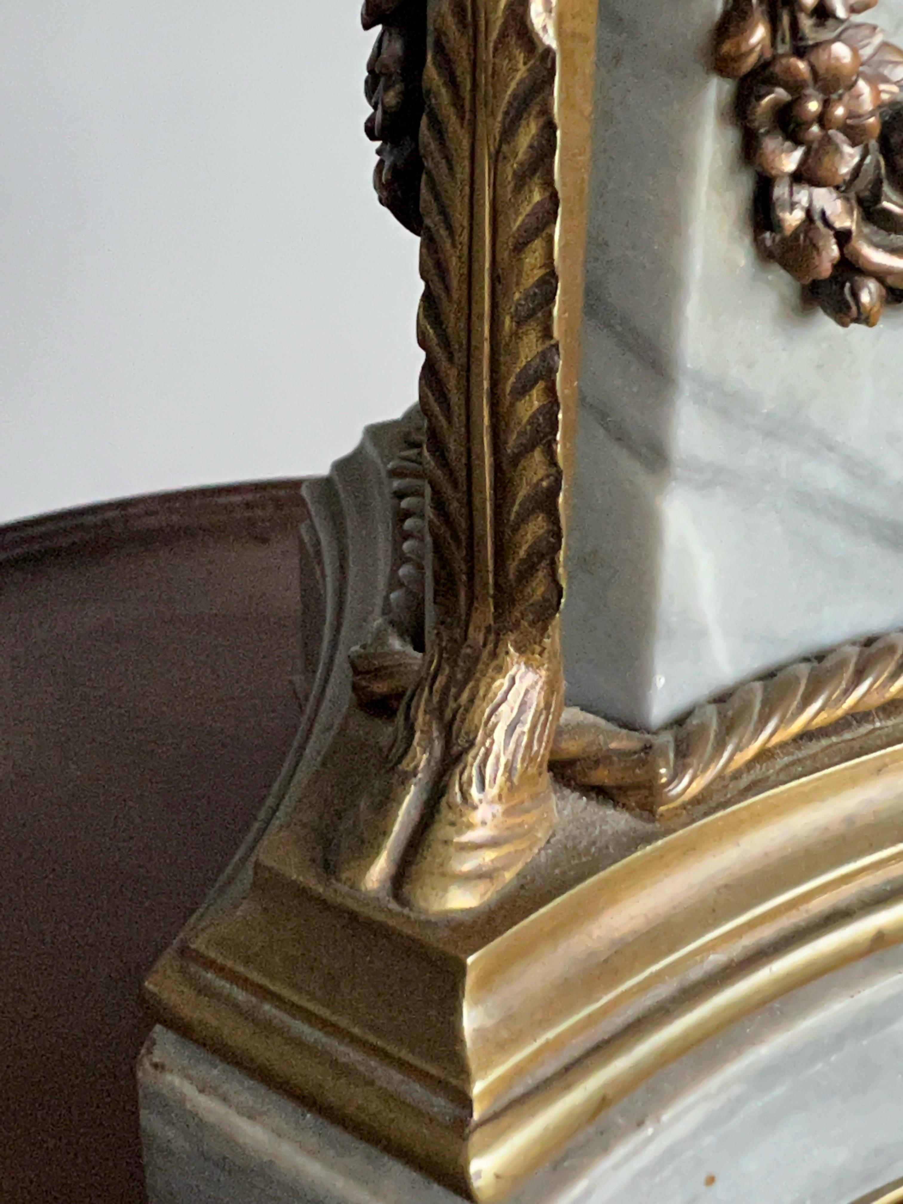 Wunderschöne Tisch-/Schreibtischlampe aus Bronze und Marmor mit Faun-Skulpturen, frühe 1900er Jahre im Angebot 1