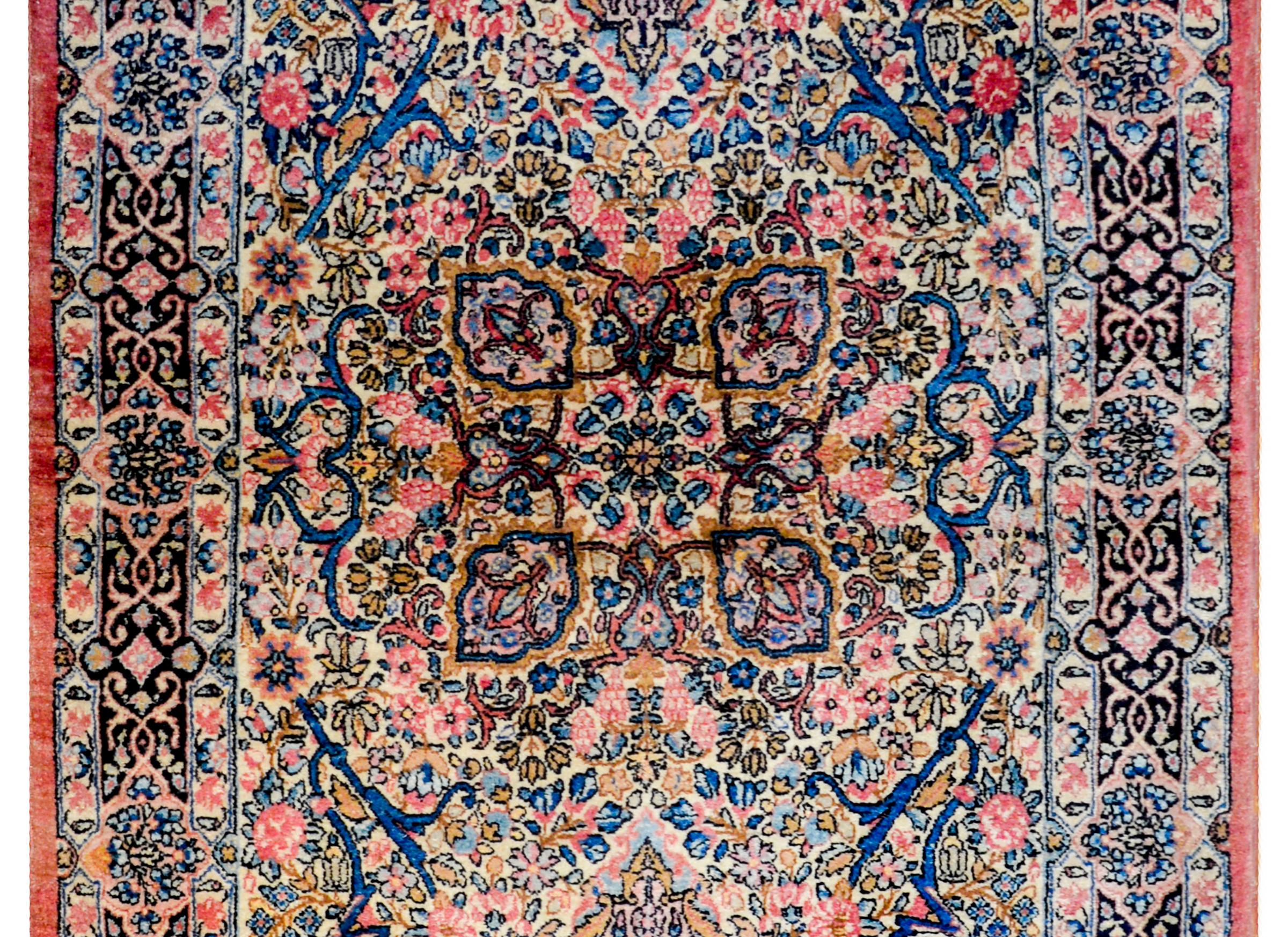 Victorian Wonderful Early 20th Century Kirman Rug For Sale