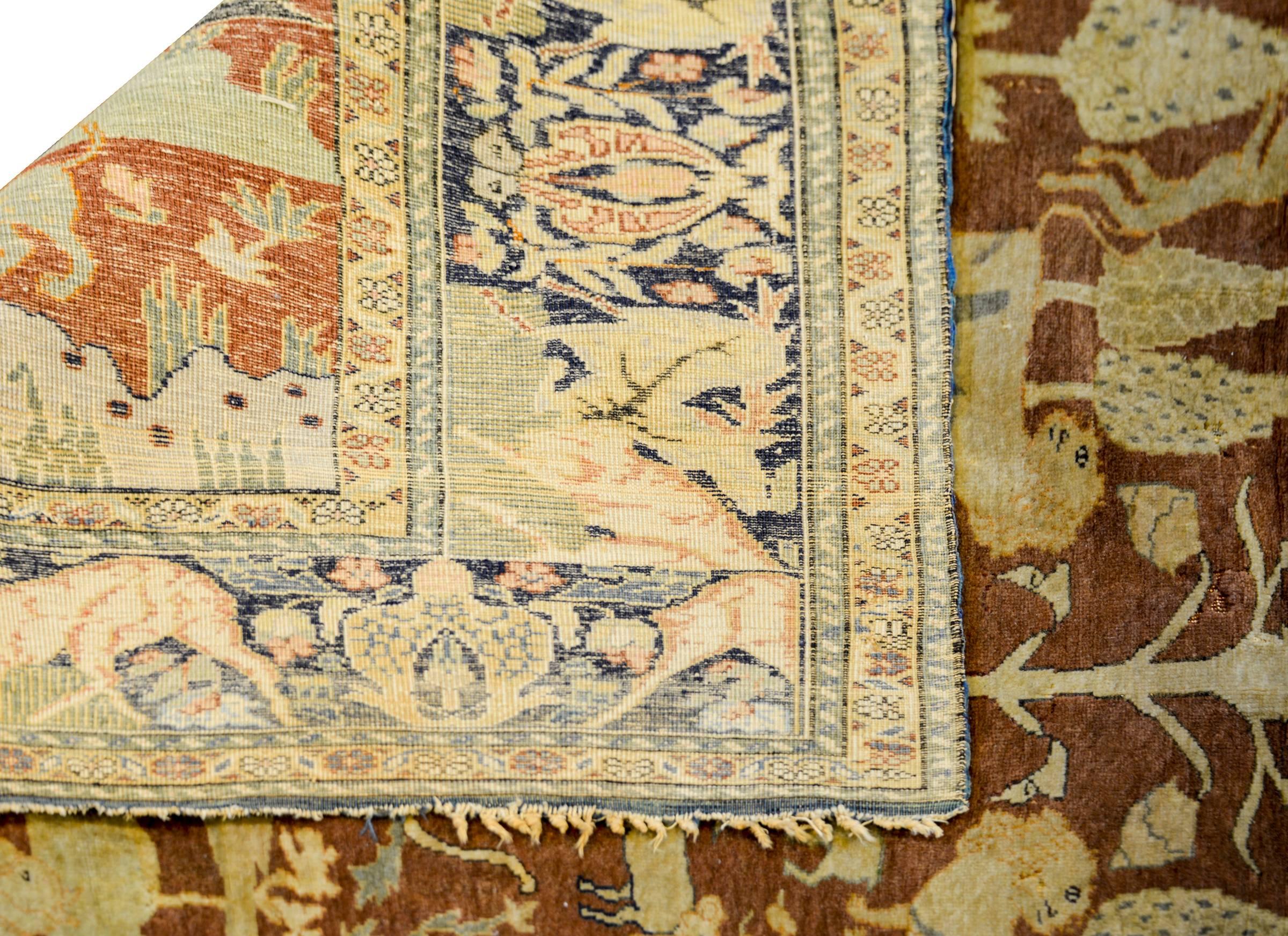 Wonderful Early 20th Century Pictorial Anatolian Rug In Good Condition In Chicago, IL