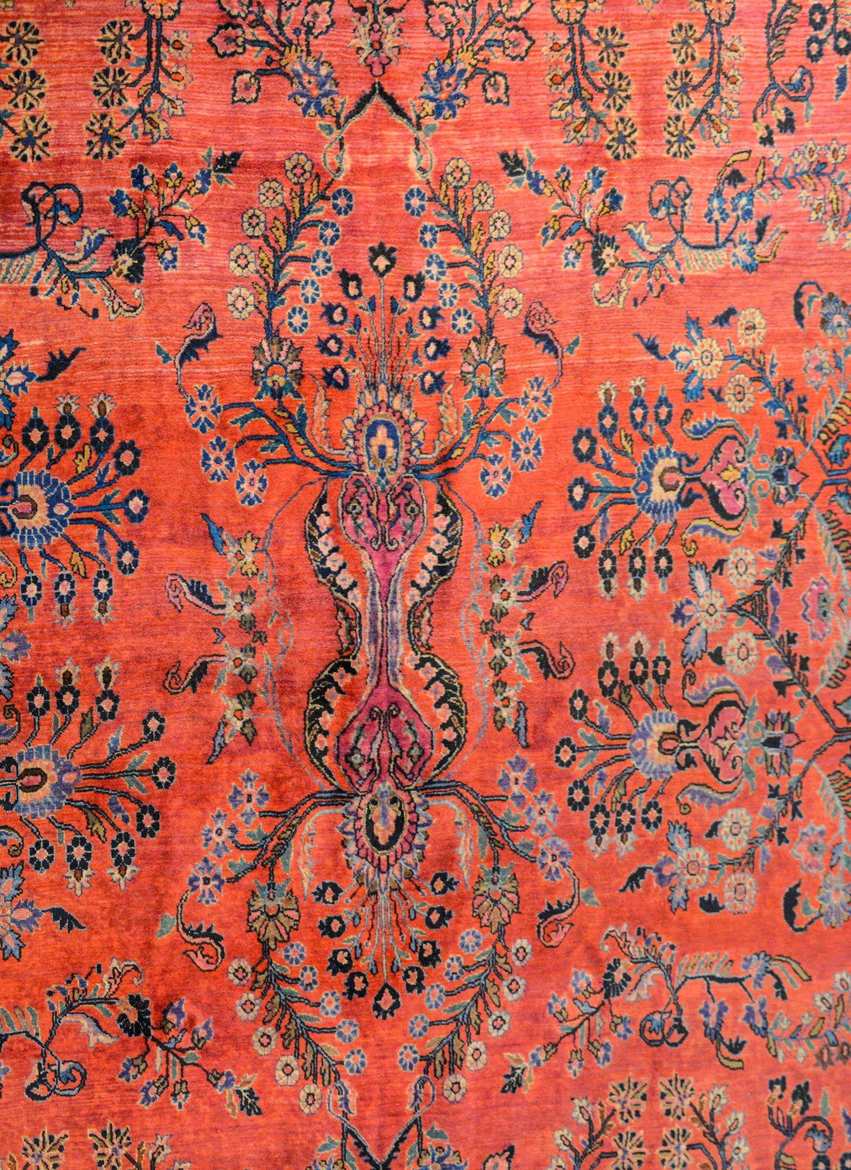 Persian Wonderful Early 20th Century Sarouk Mahajeran For Sale