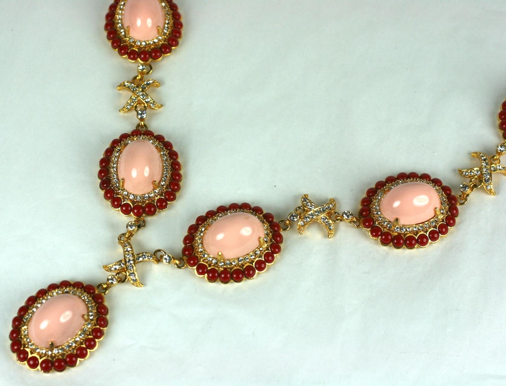 Magnifique collier à maillons en faux corail K.J.L. en vente 2