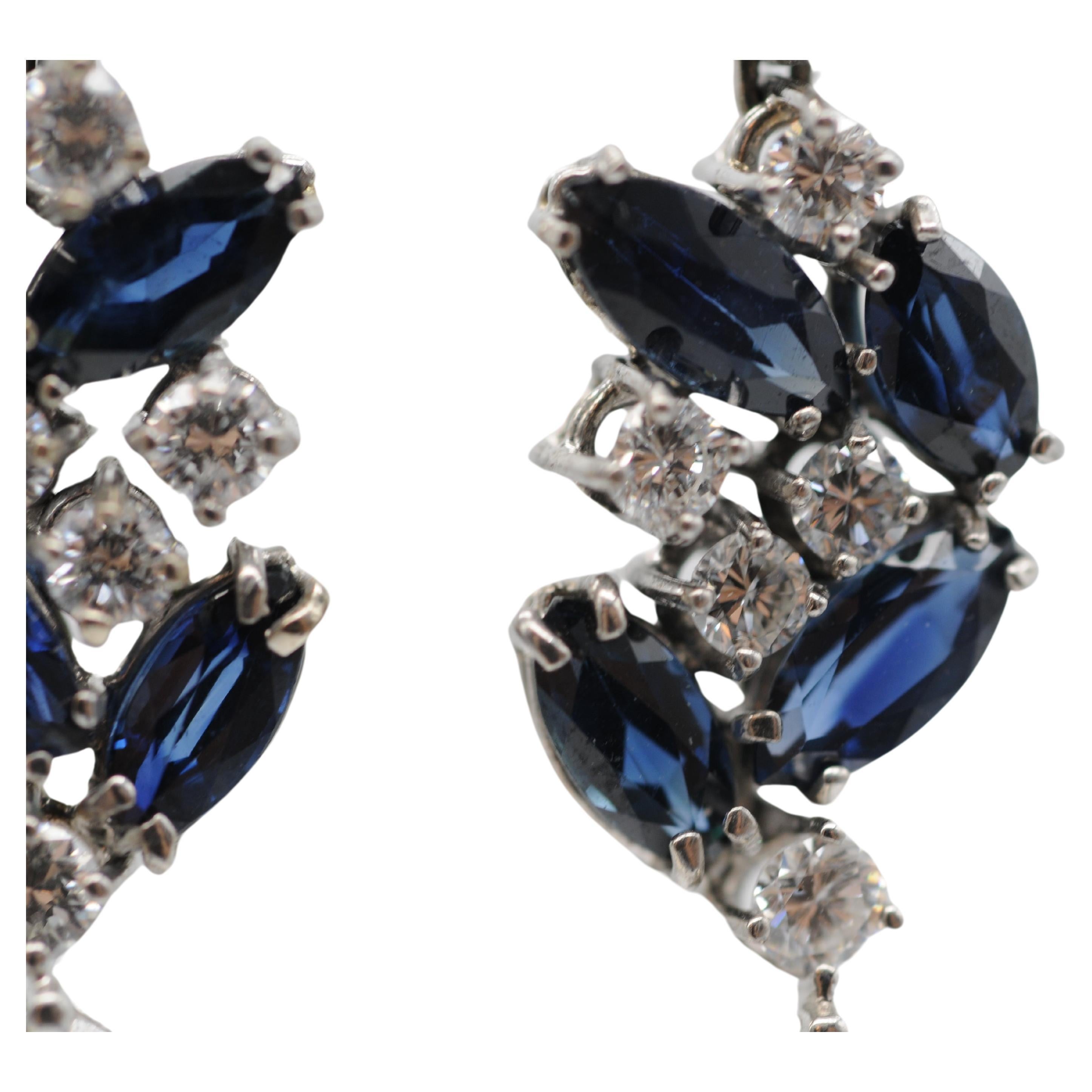 Maravillosos pendientes de oro blanco de 18 quilates con diamantes y zafiros. en venta 5