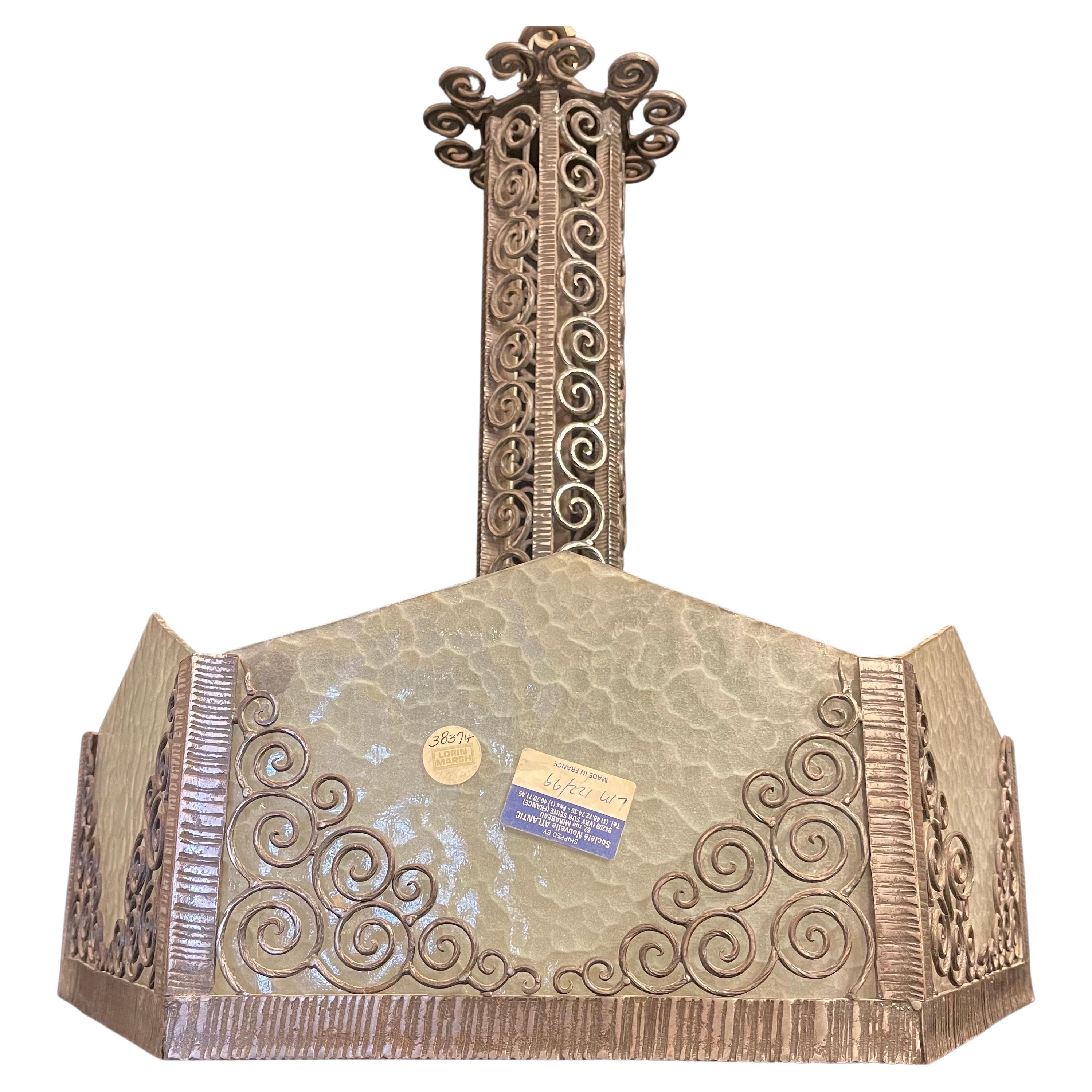 Edgar Brandt Lorin Marsh Art Deco Kronleuchter aus geschwungenem Eisen und Kunstglas mit Schnörkeln