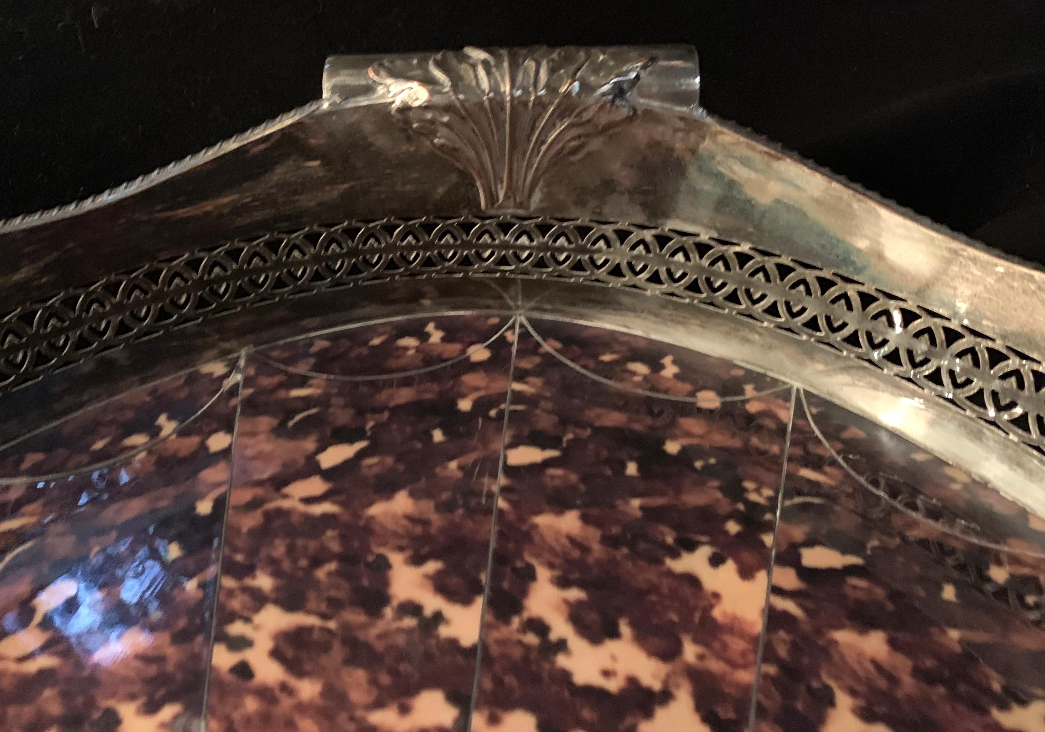 Wonderful Faux Tortoiseshell Silver Plated Oval Pierced Handle Gallery Big Tray In Good Condition In Roslyn, NY