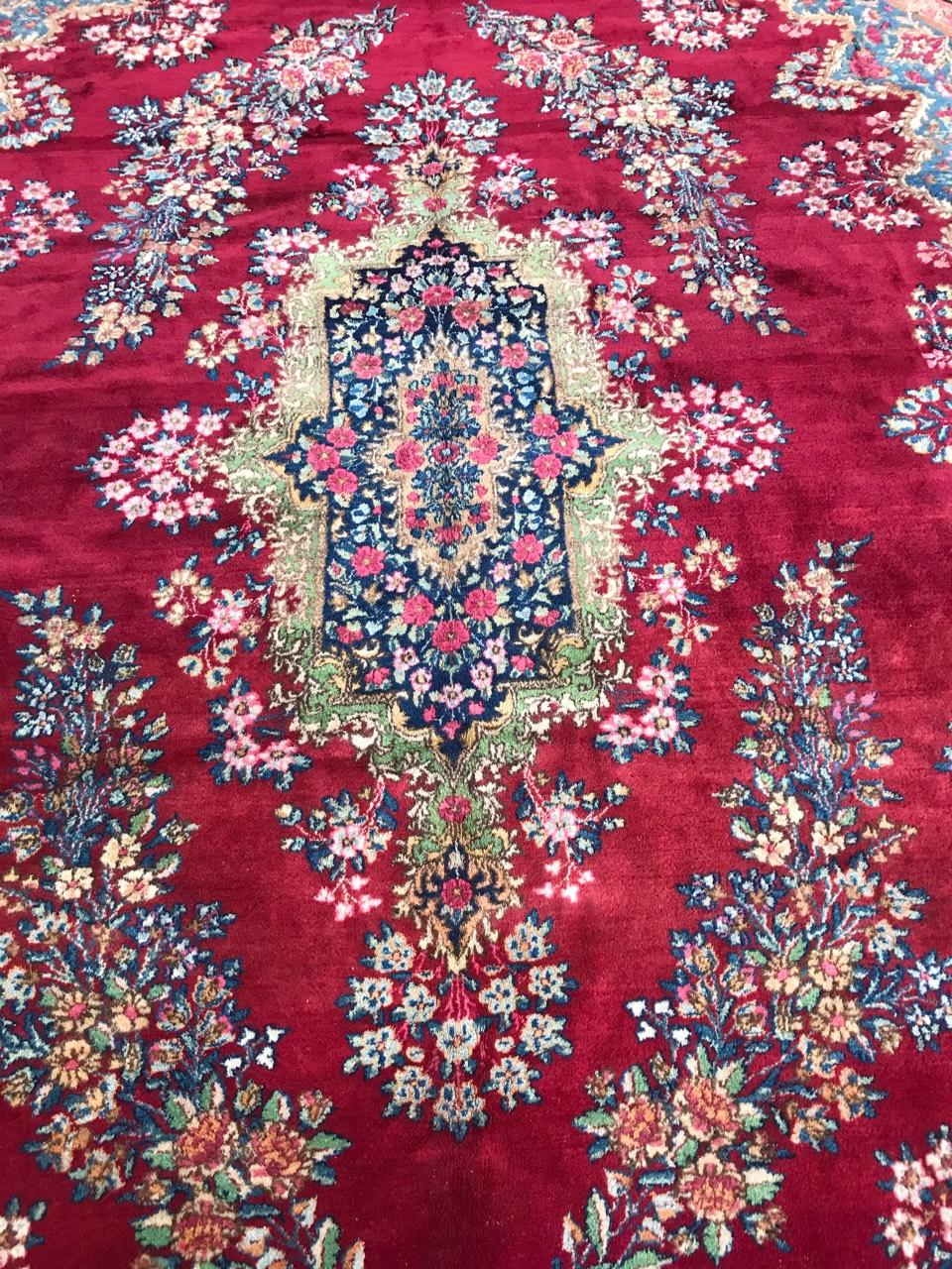 Wonderful extremely Fine and Large Kirman style rug In Good Condition For Sale In Saint Ouen, FR