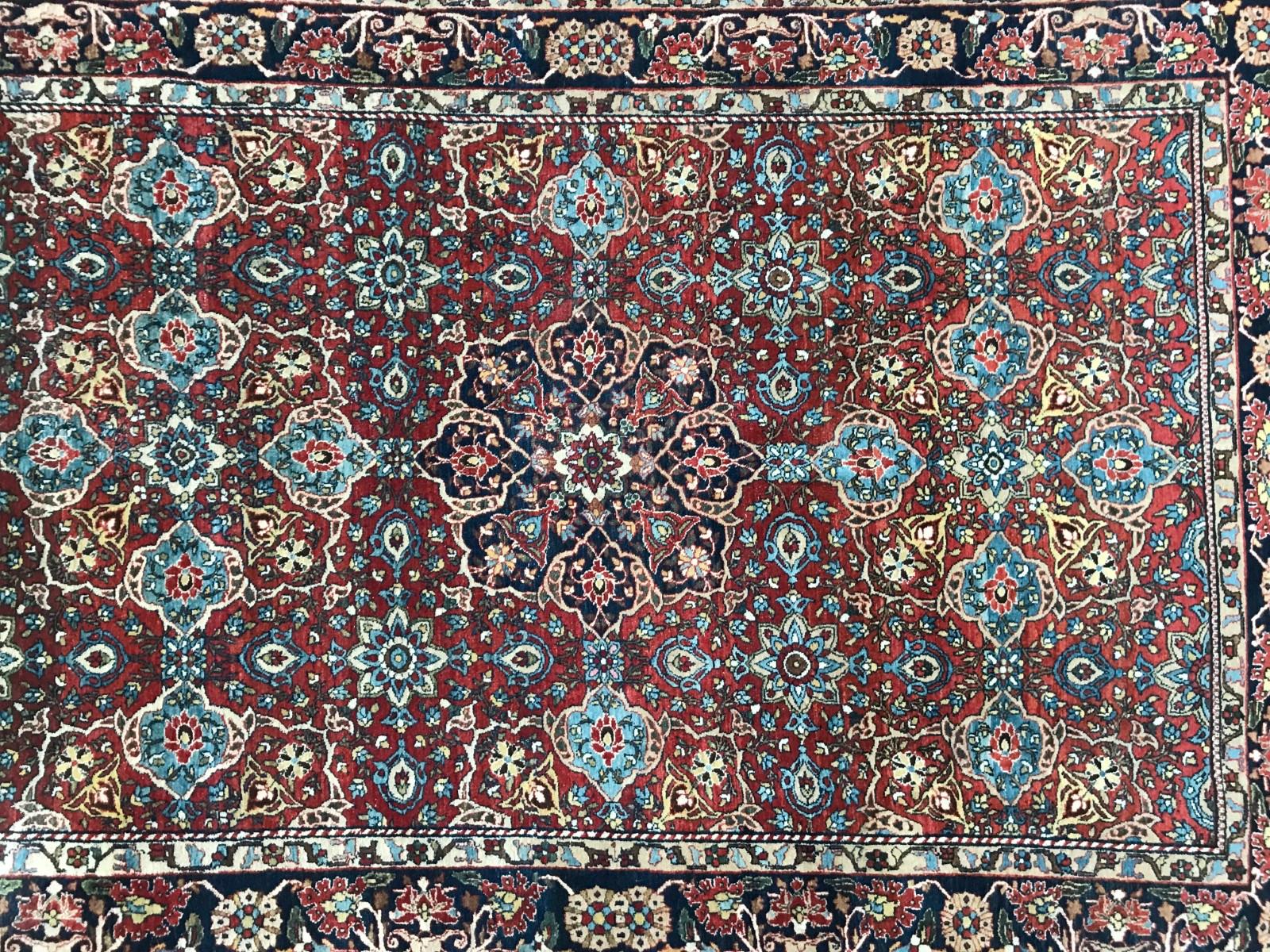 Very beautiful antique rug with nice design and natural colors with red, blue, green, yellow and dark blue, entirely and finely hand knotted with wool velvet on cotton foundations.

✨✨✨
