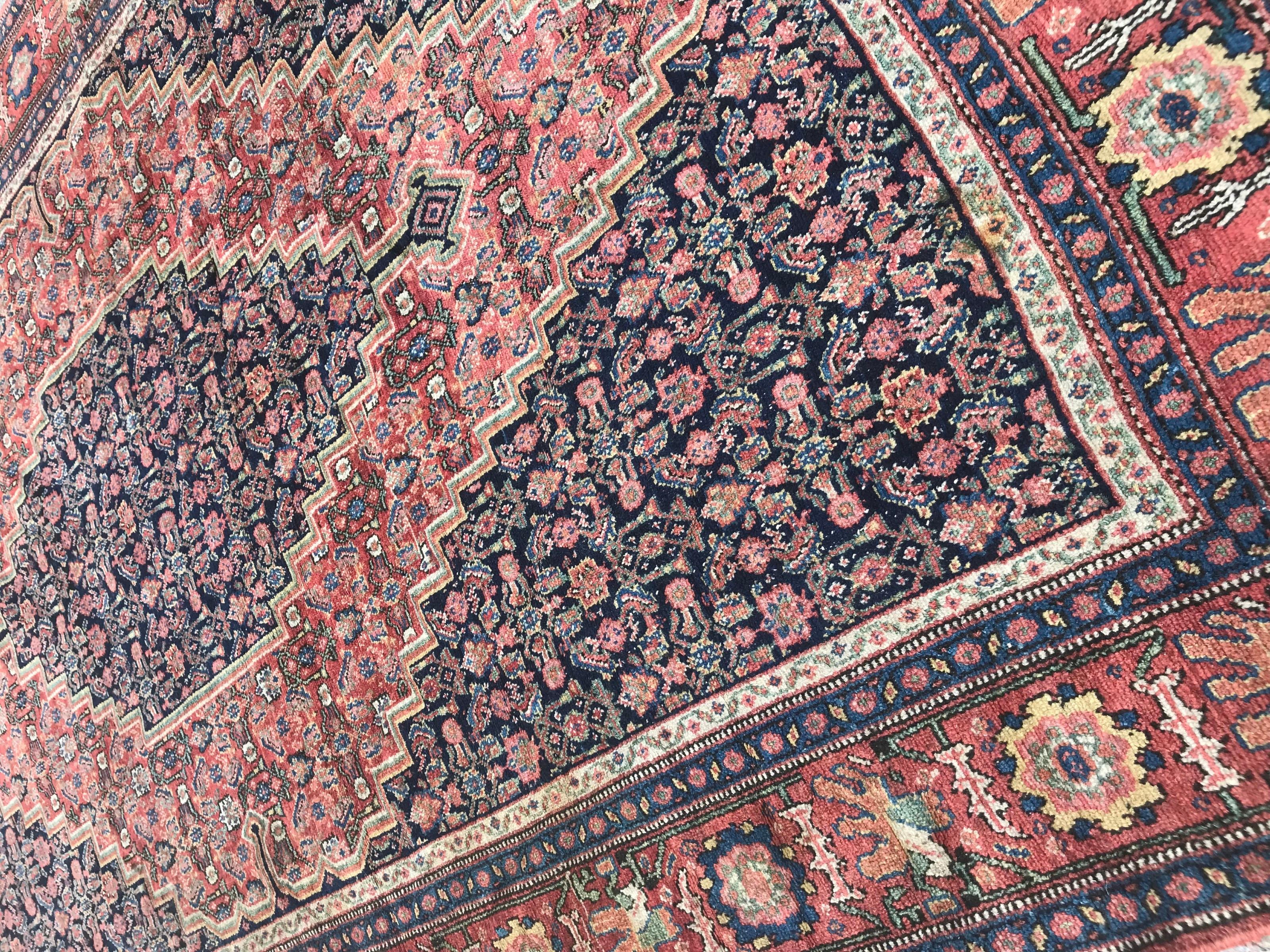 Bobyrug's Wundervoller feiner antiker Senneh-Teppich (19. Jahrhundert) im Angebot