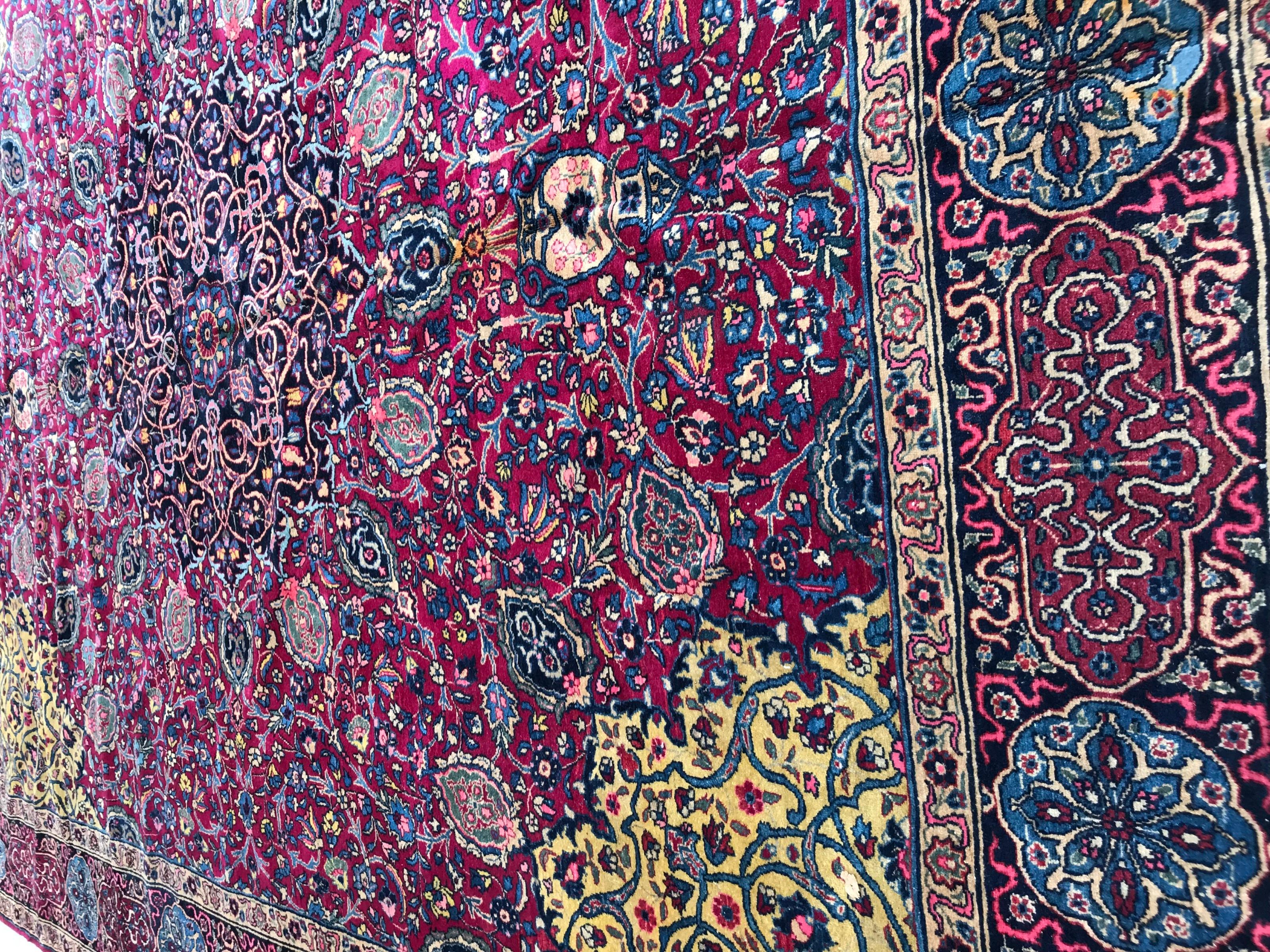 Wunderschöner feiner großer antiker Kirman-Teppich im Angebot 10