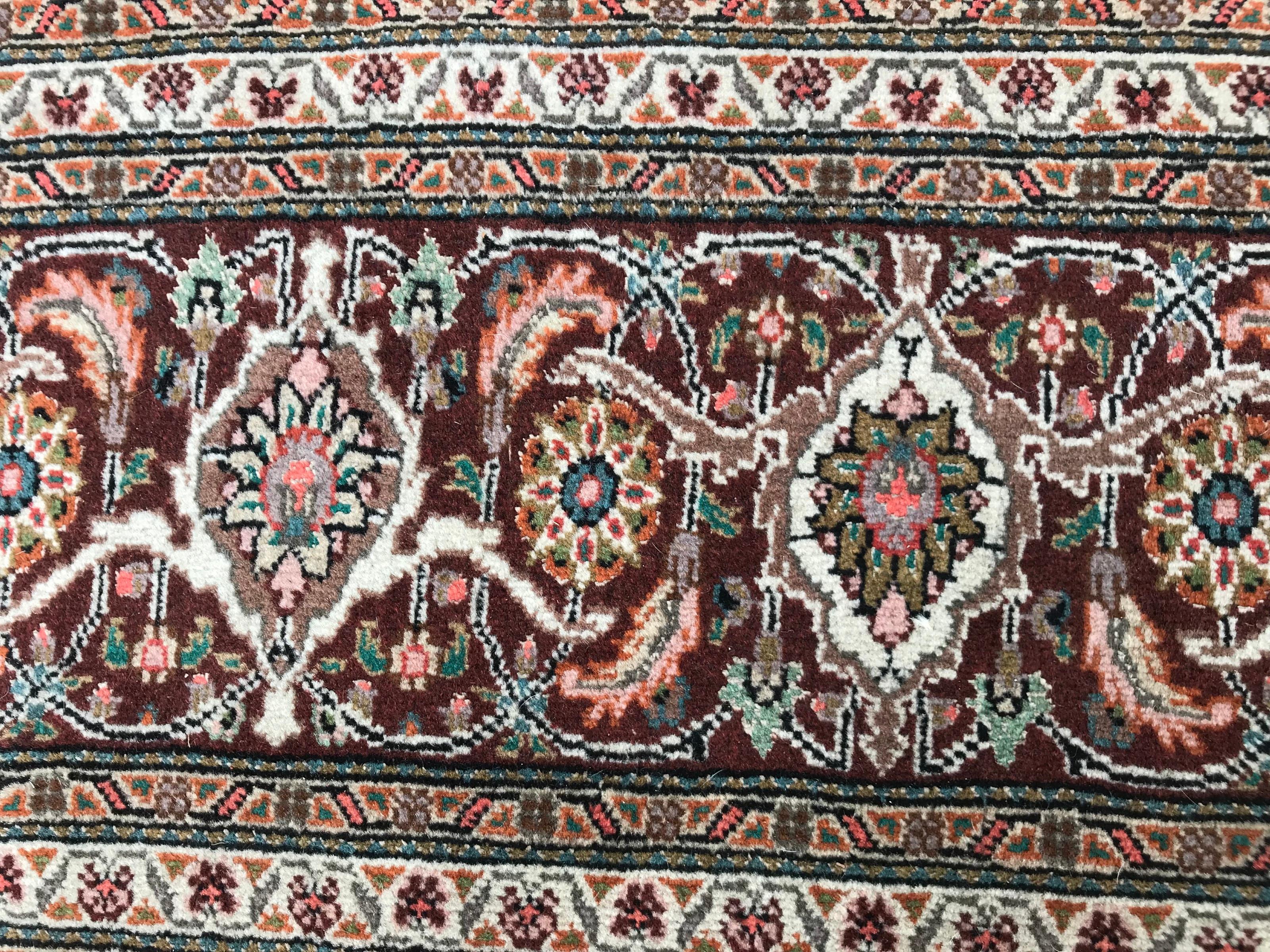 Wunderschöner feiner großer Täbris-Teppich (20. Jahrhundert) im Angebot