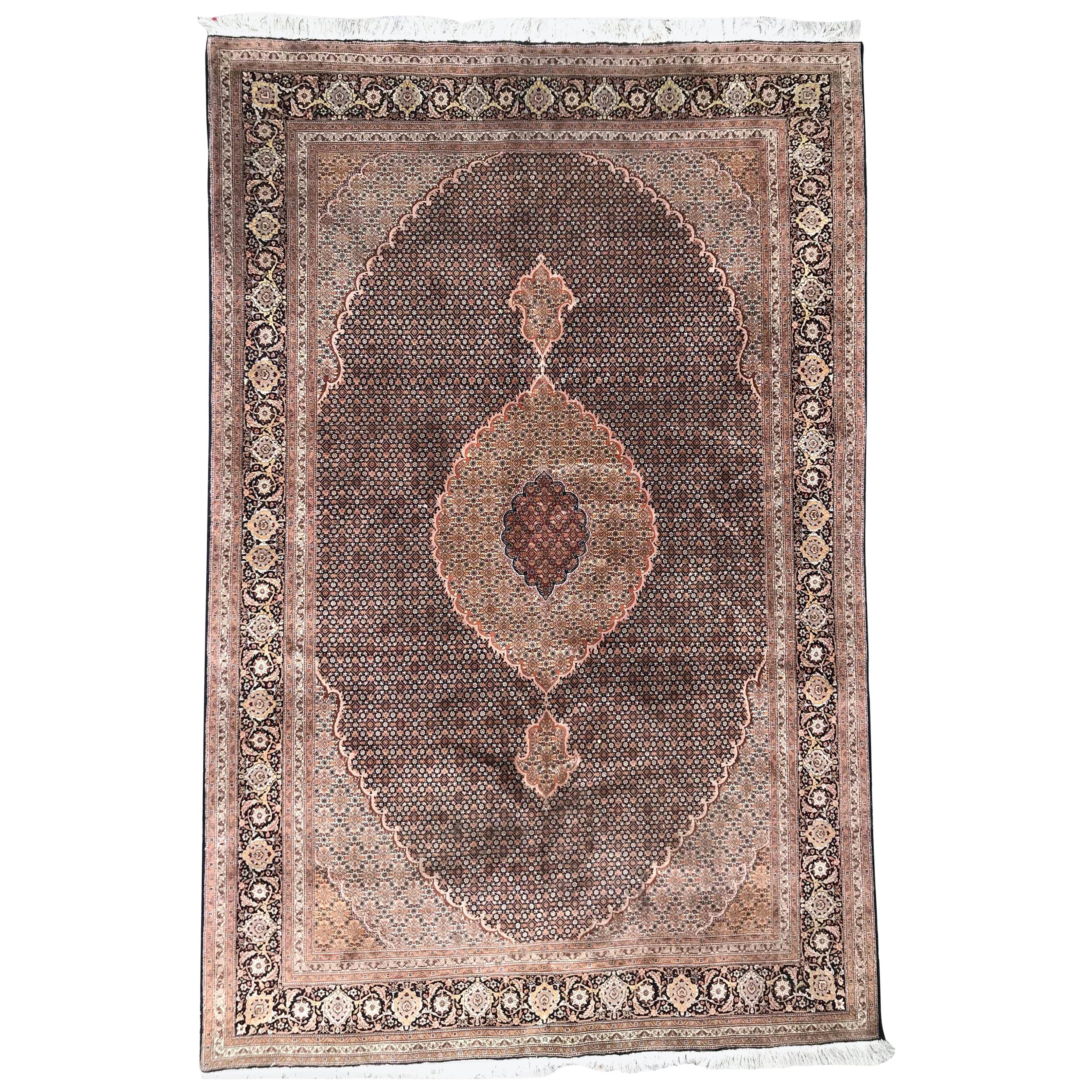Wunderschöner feiner Vintage-Tabriz-Teppich