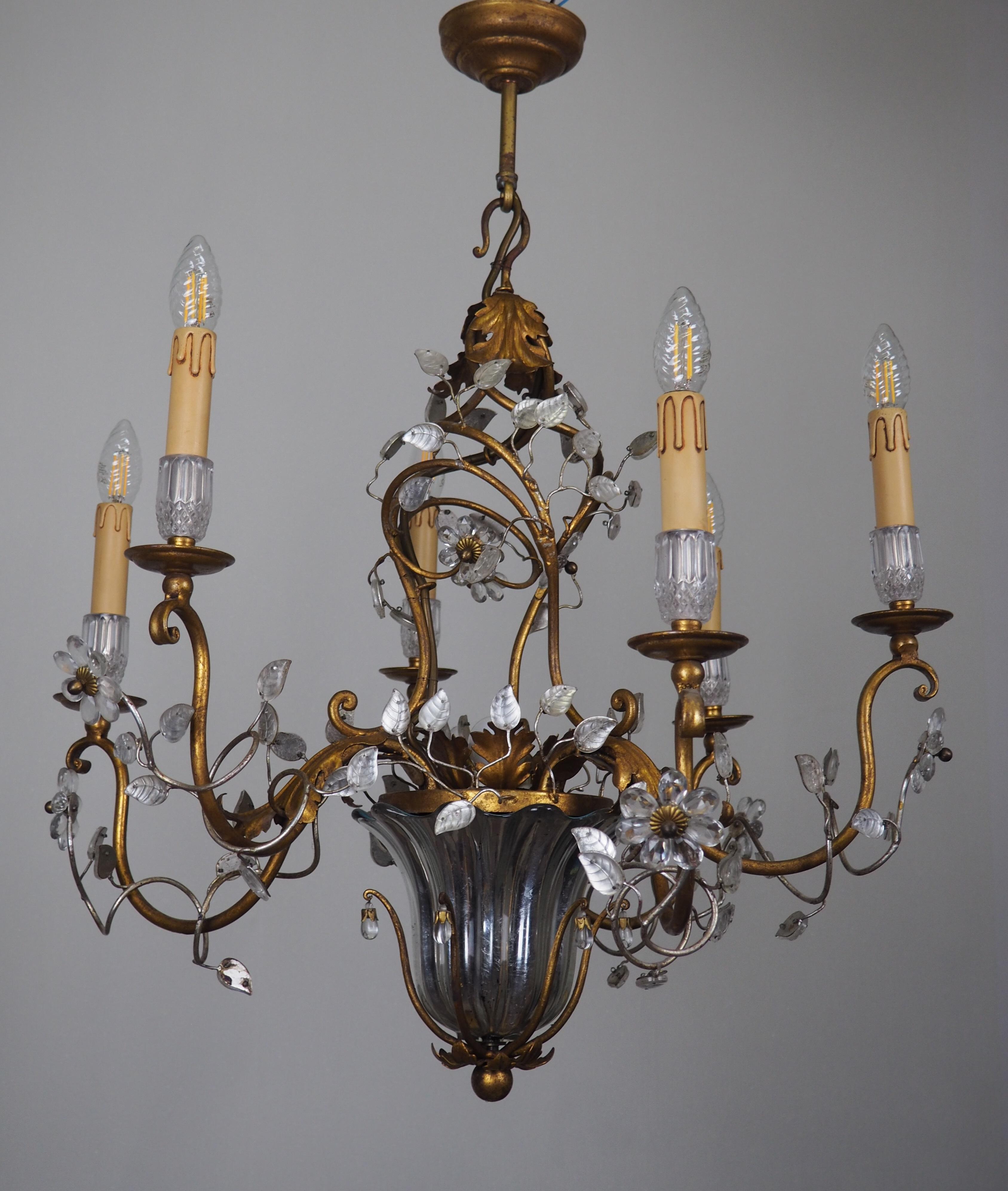 Mid-Century Modern Gilt Iron Flower Leaves Chandelier by Giovani Banci, Italy,  circa 1960s For Sale