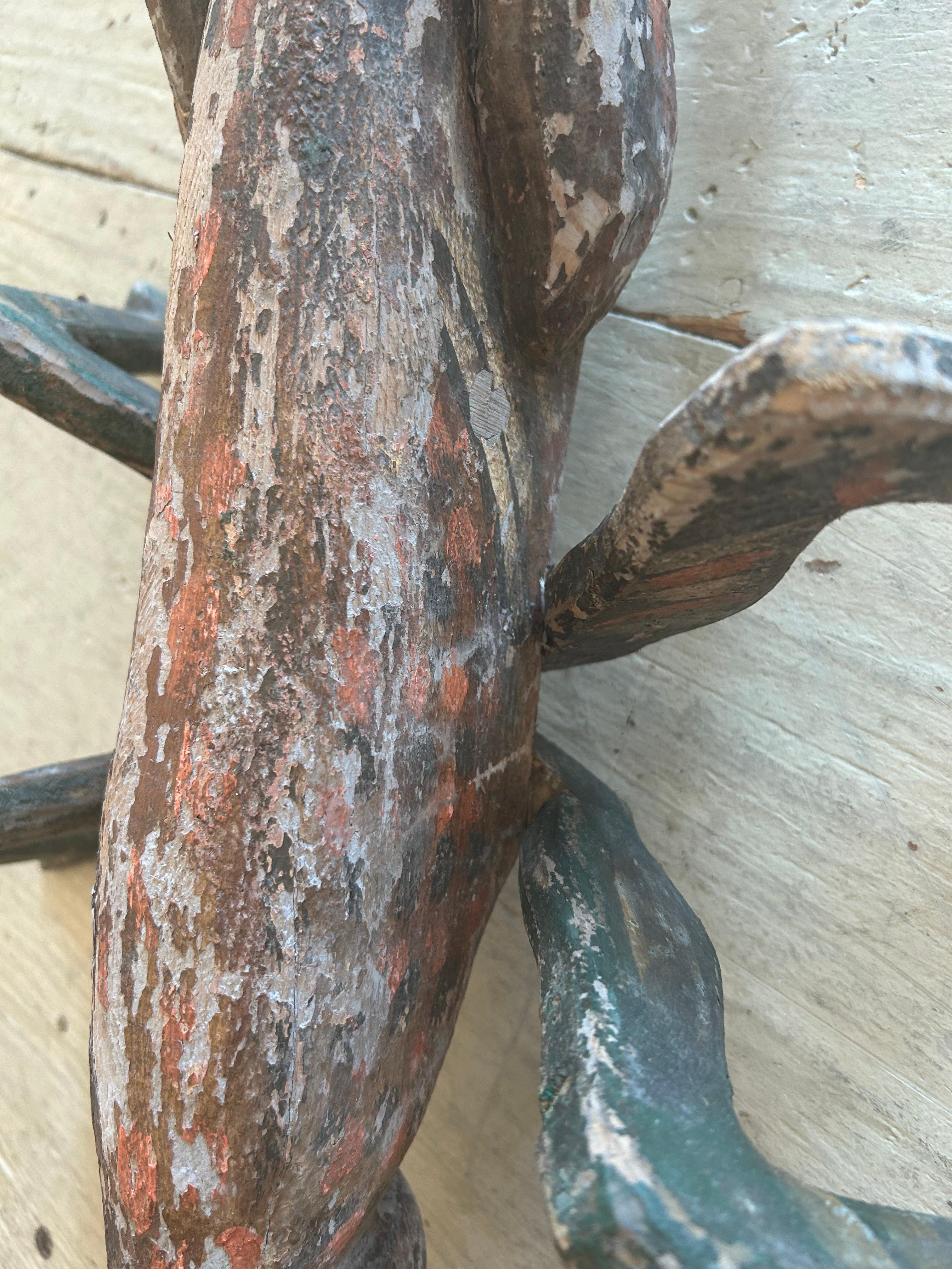 Maravillosa Escultura de Saltamontes Antigua Hand Made de Arte Popular en Desgastado estado para la venta en Hopewell, NJ